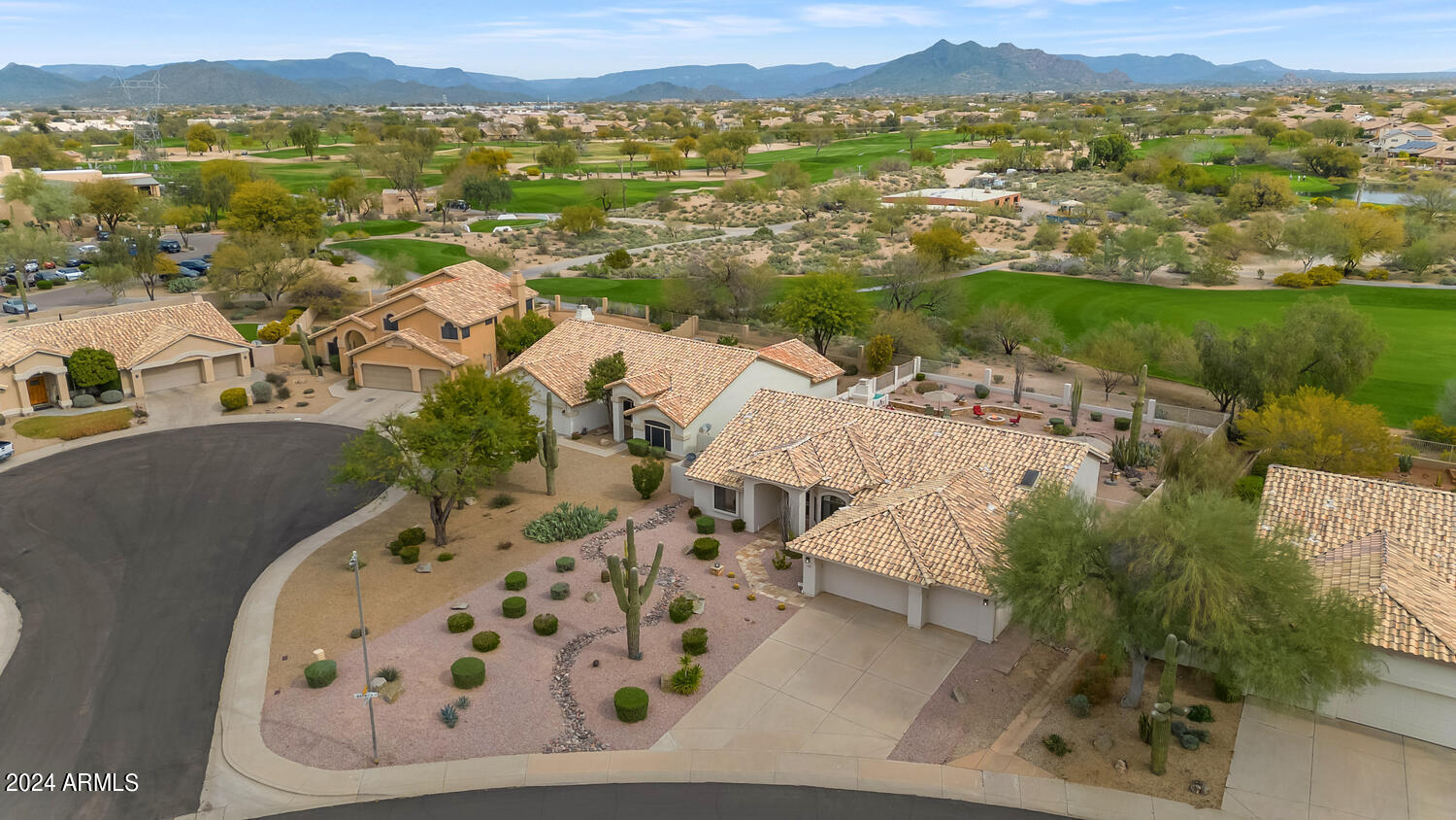 4422 E BARWICK Drive