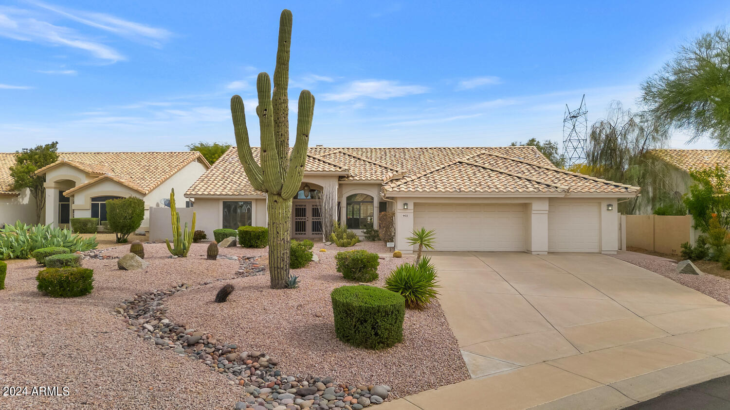 4422 E BARWICK Drive