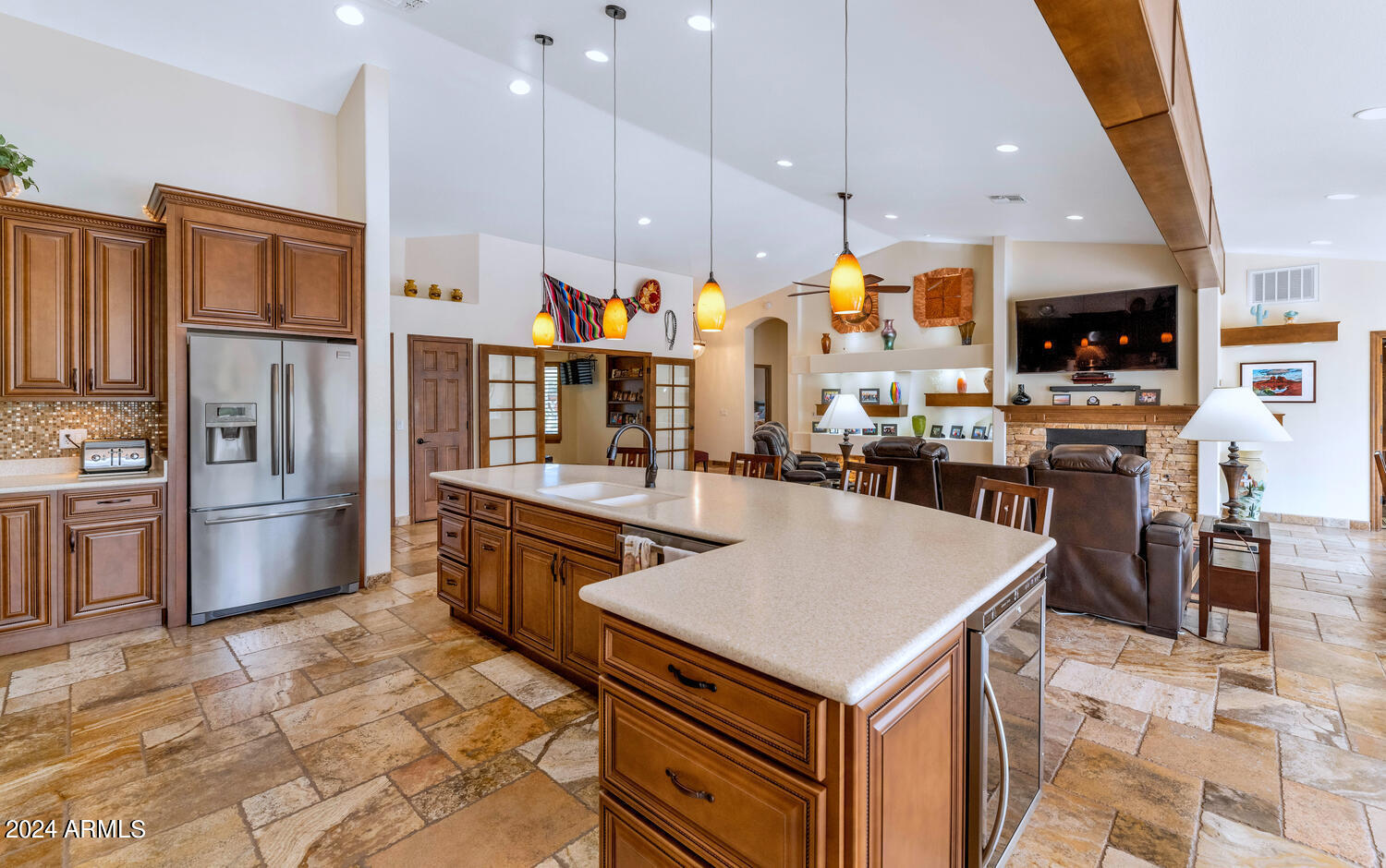 4422 E BARWICK Drive