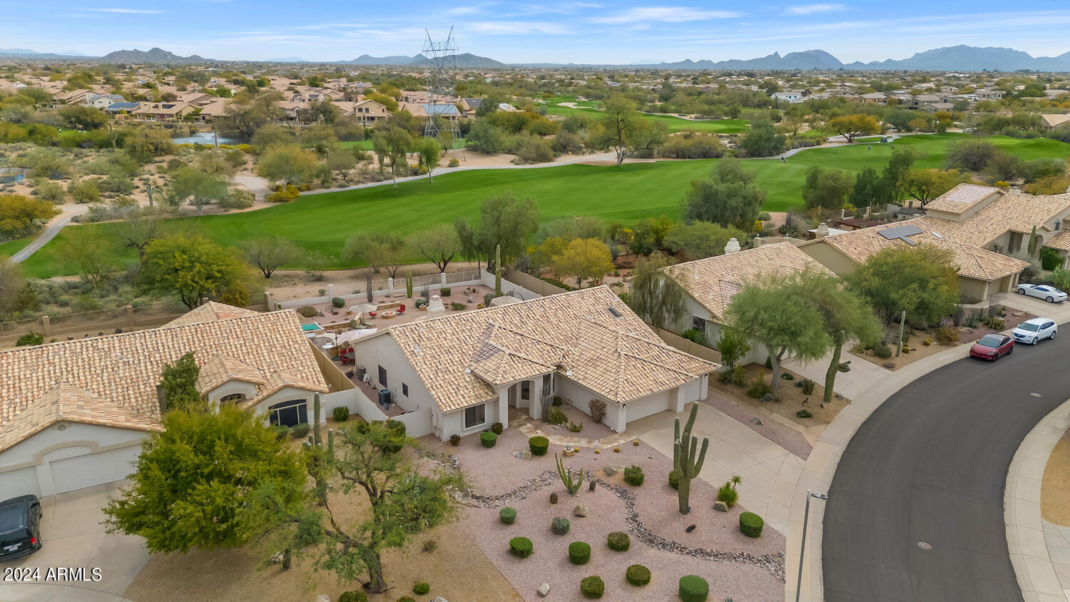 4422 E BARWICK Drive