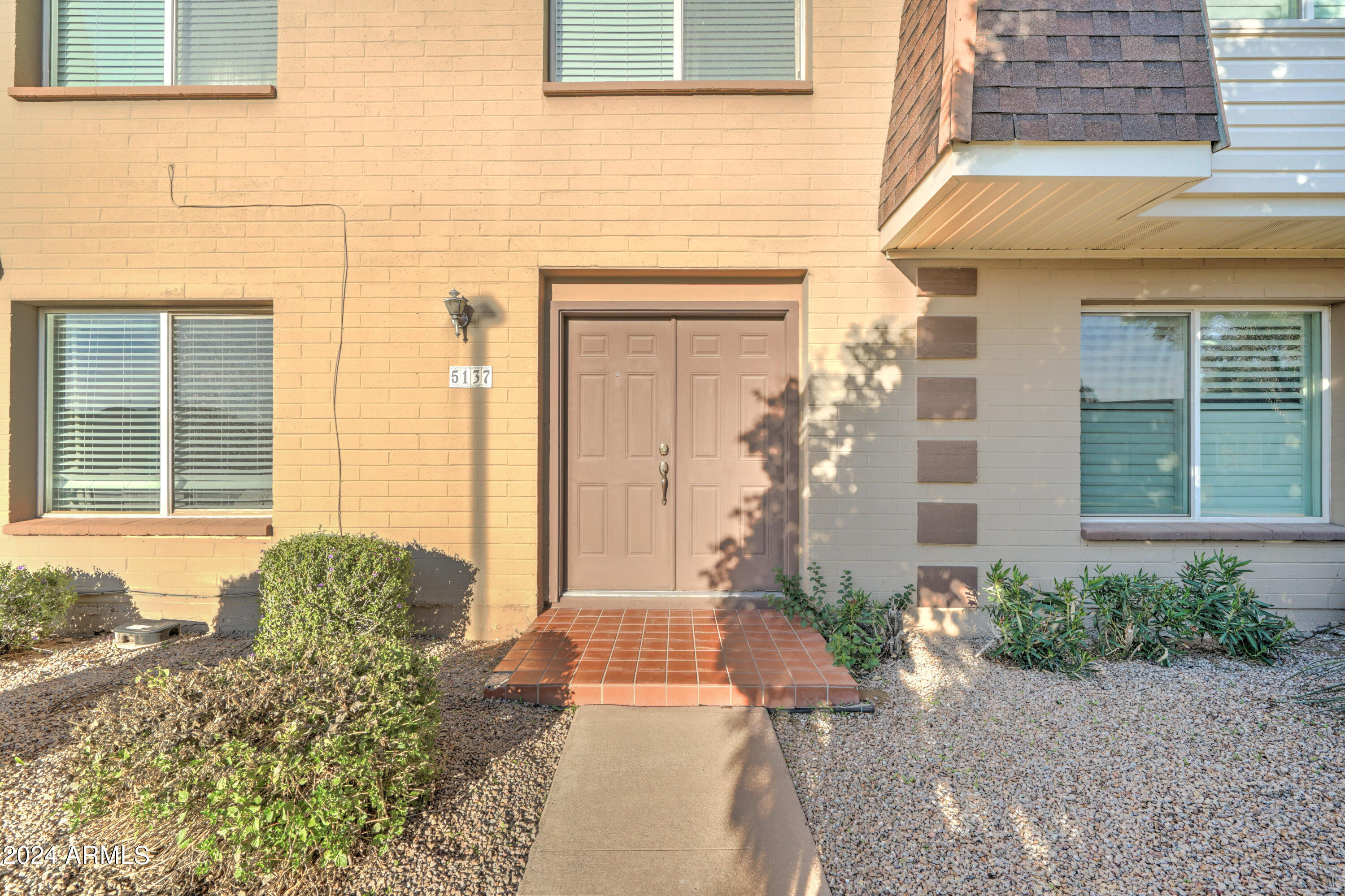 5137 N GRANITE REEF Road