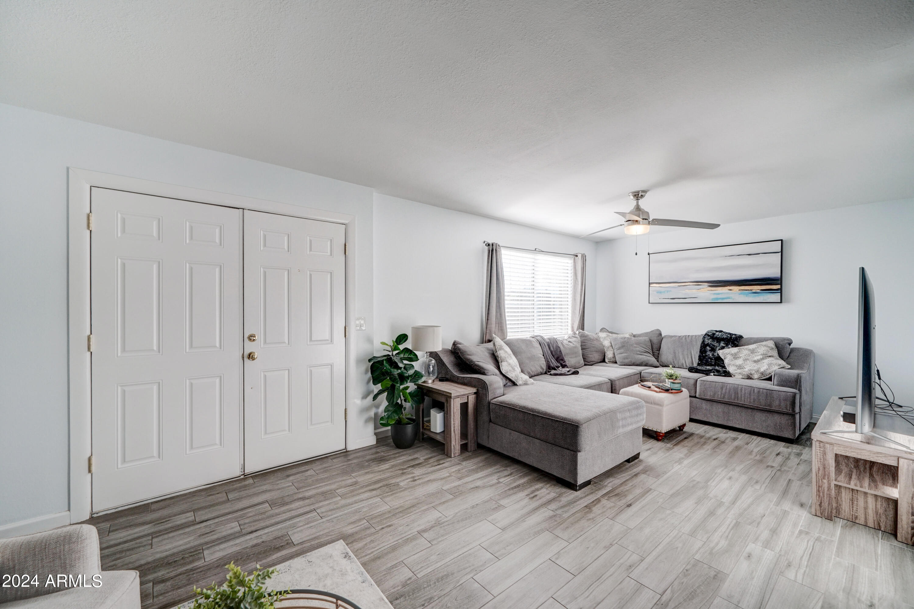 5137 N GRANITE REEF Road