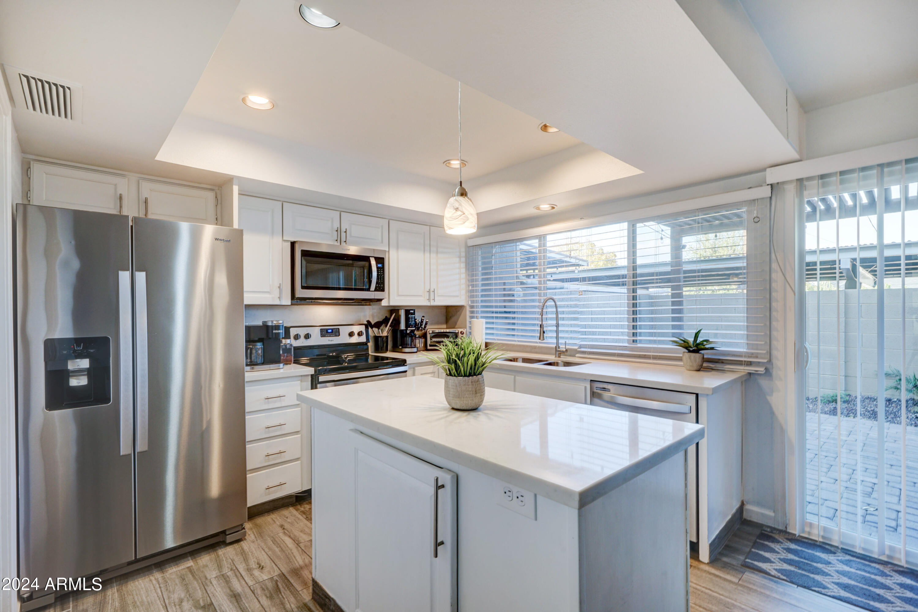 5137 N GRANITE REEF Road