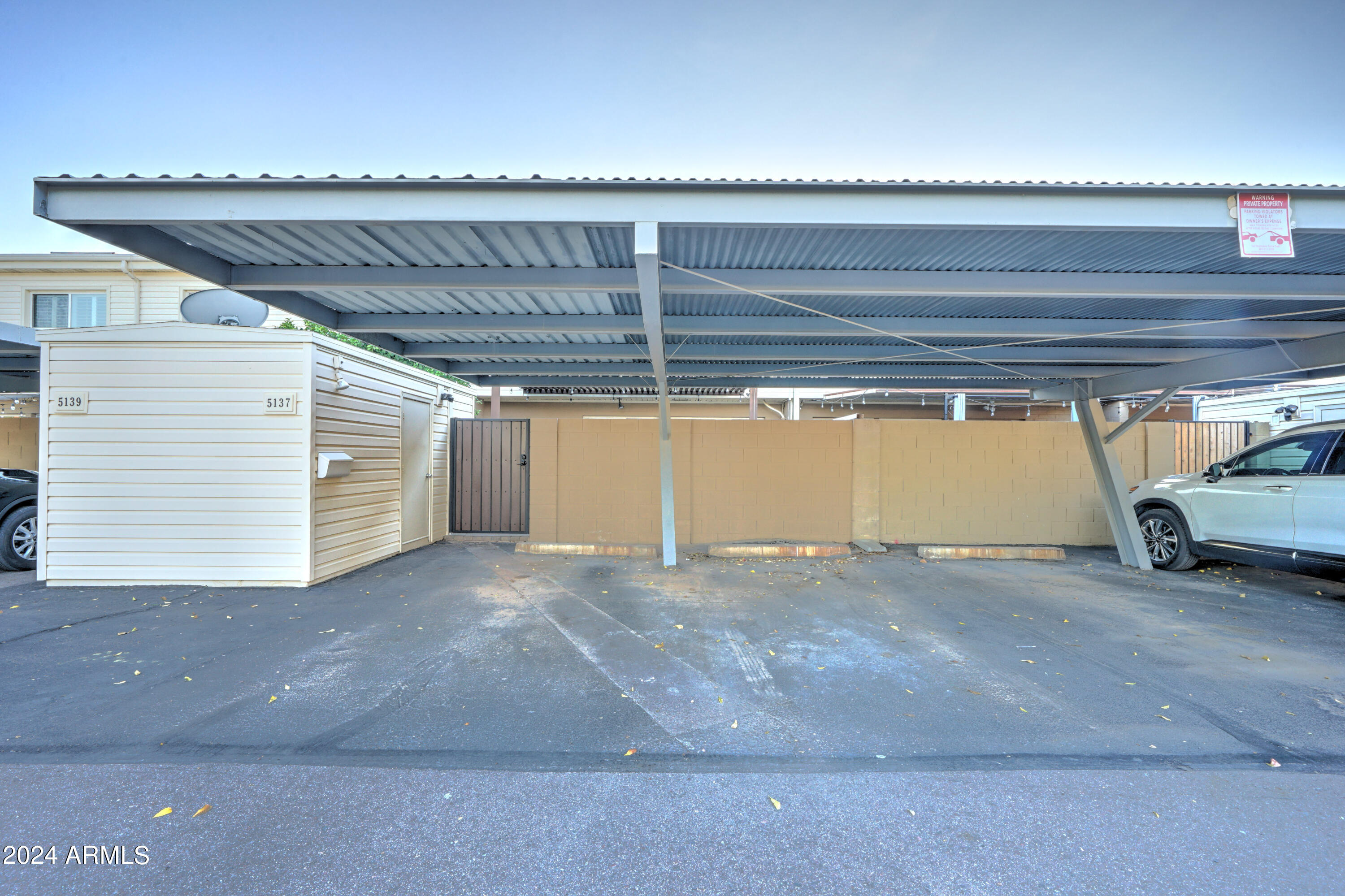 5137 N GRANITE REEF Road