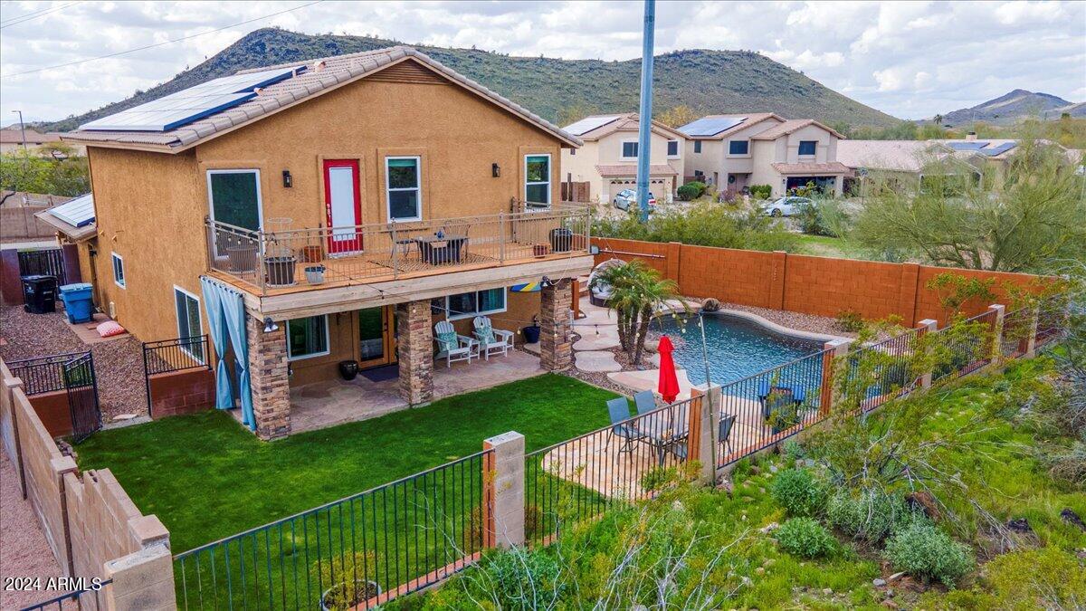 2208 E Heston Drive