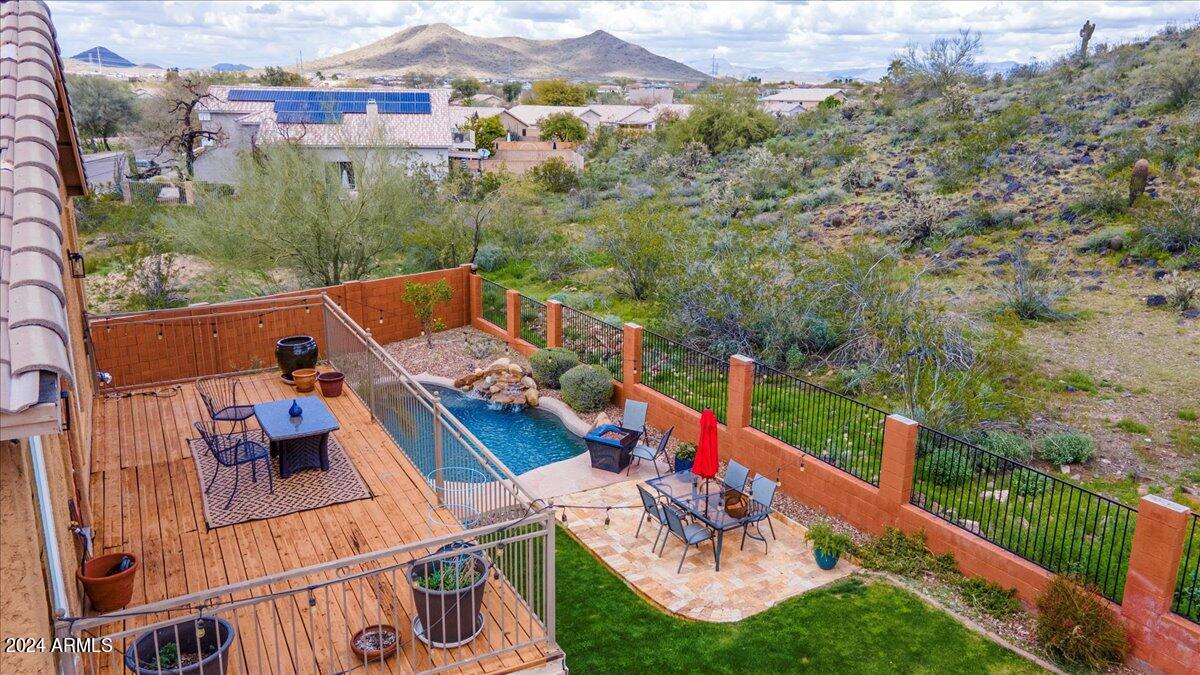 2208 E Heston Drive