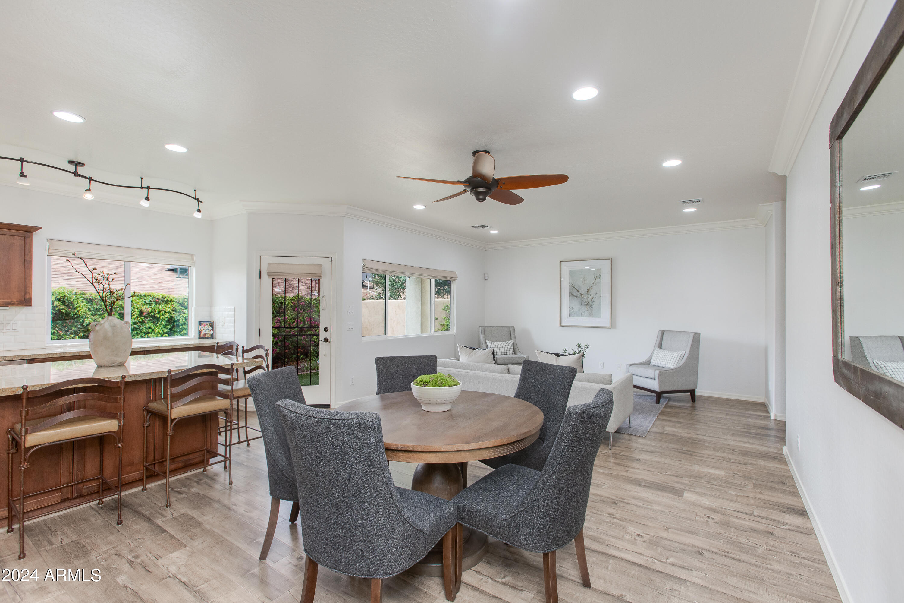 3345 E PINCHOT Avenue, Unit 3