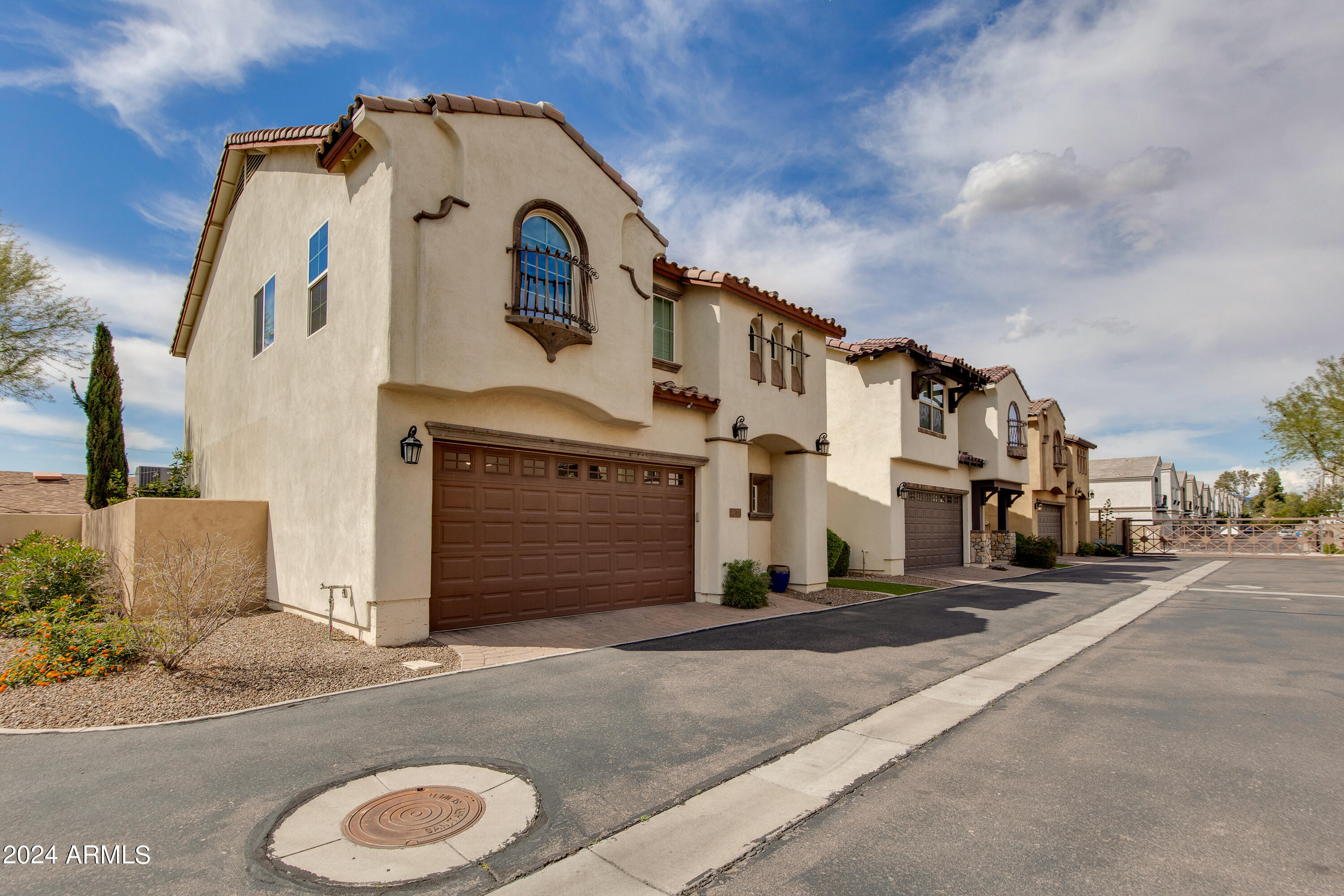 3345 E PINCHOT Avenue, Unit 3