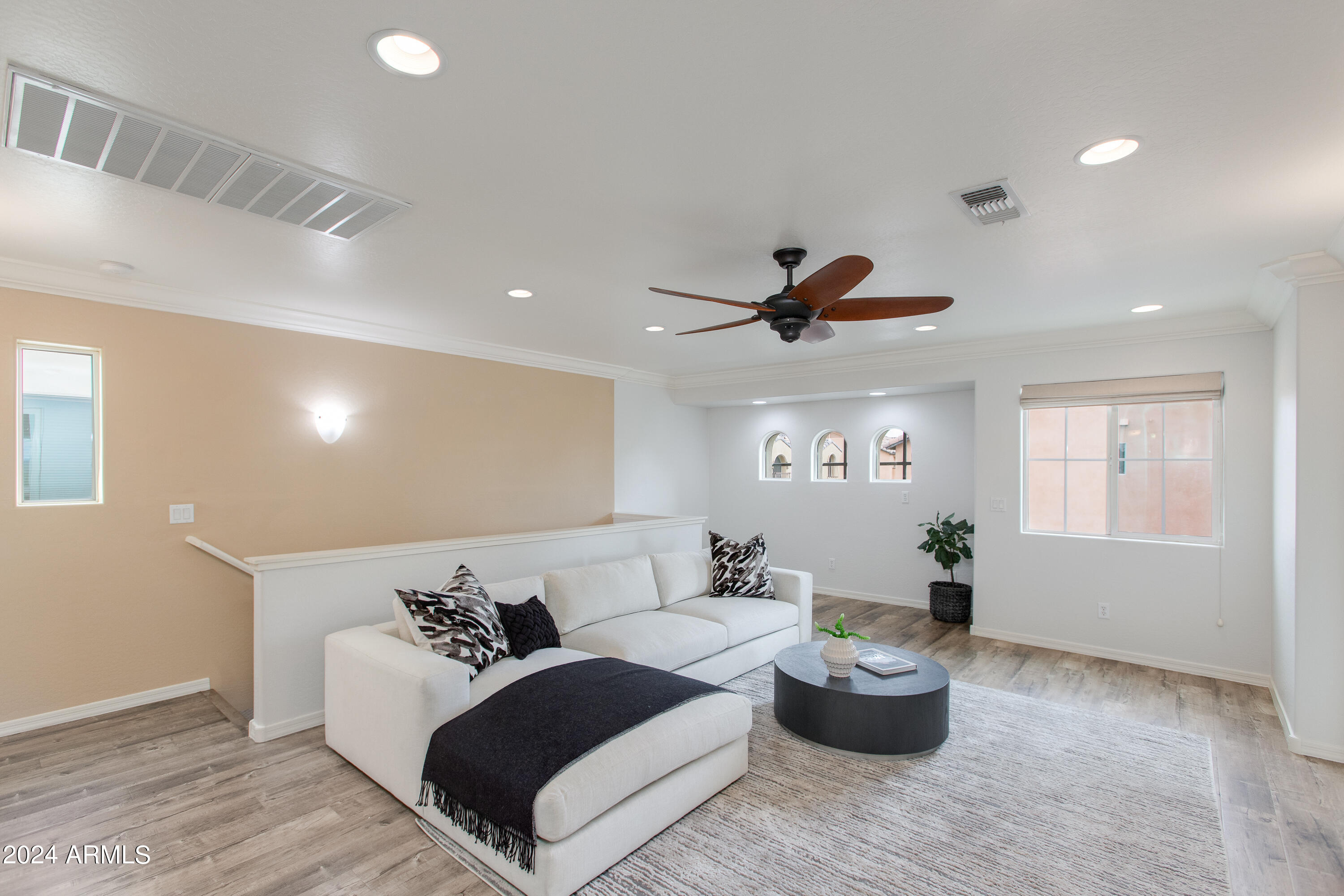 3345 E PINCHOT Avenue, Unit 3