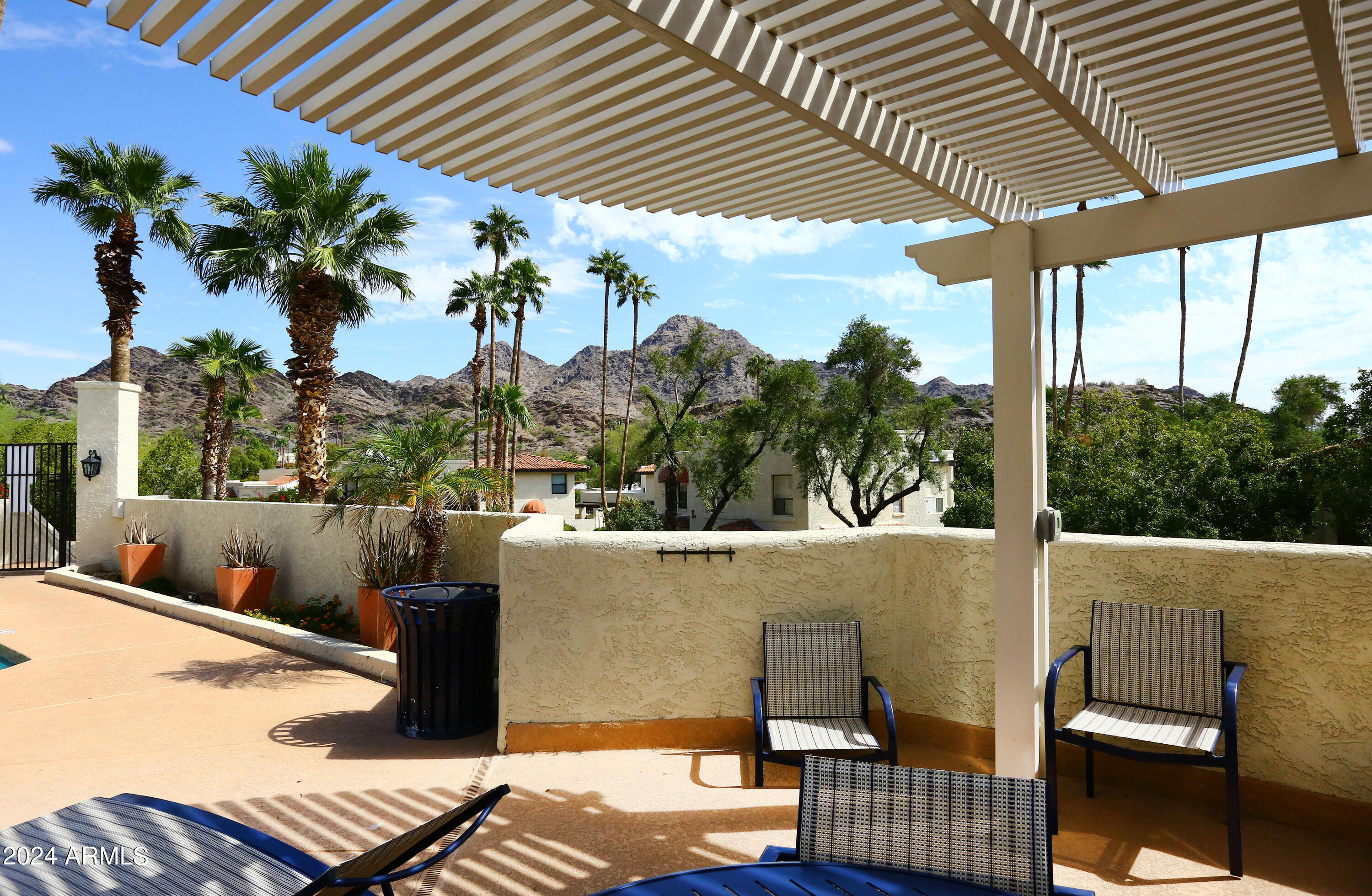 1823 E HAYWARD Avenue, 3