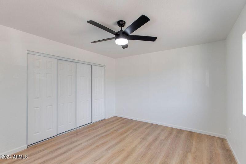 1226 N 84th Place