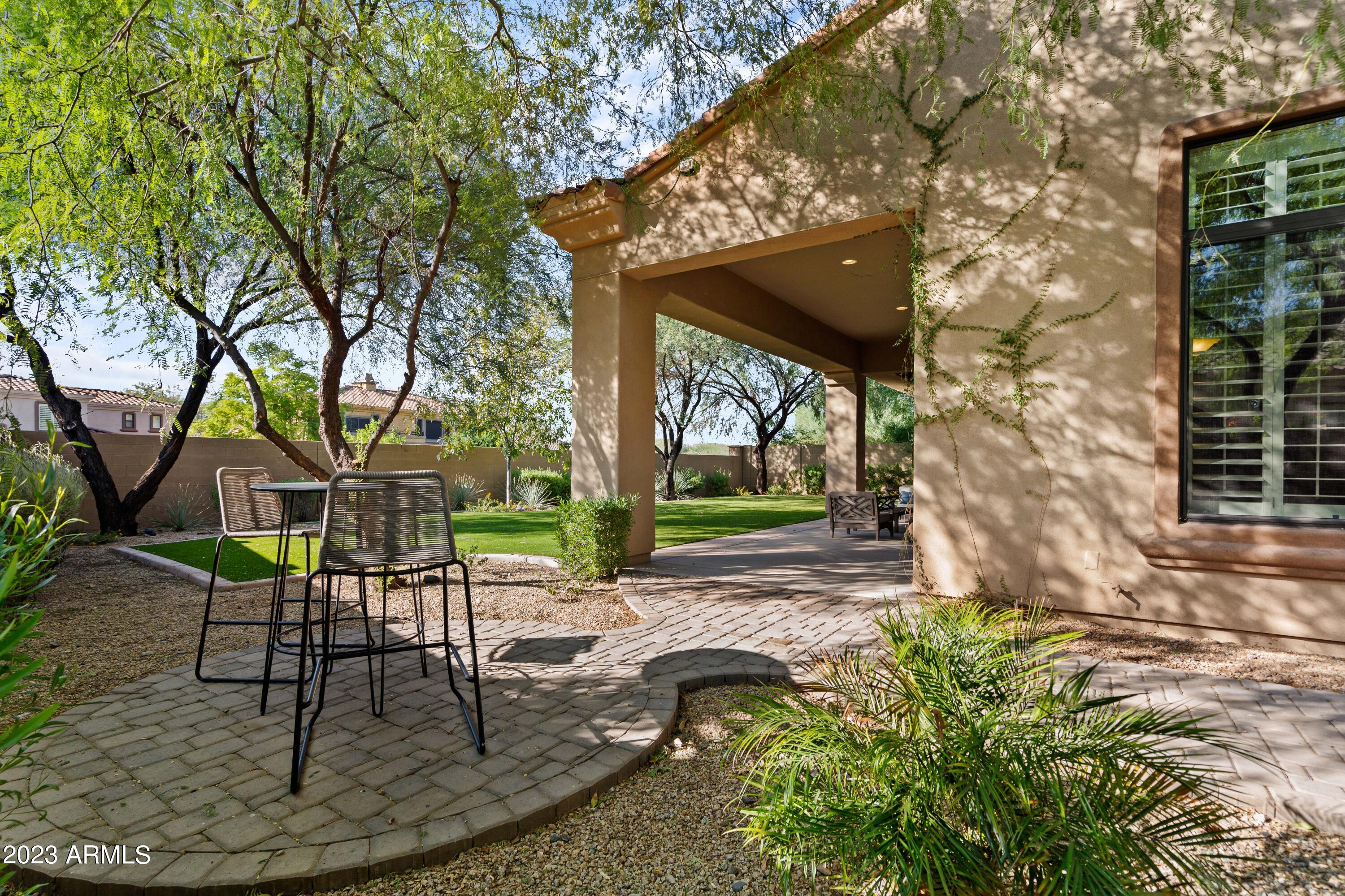 10034 E RIDGERUNNER Drive