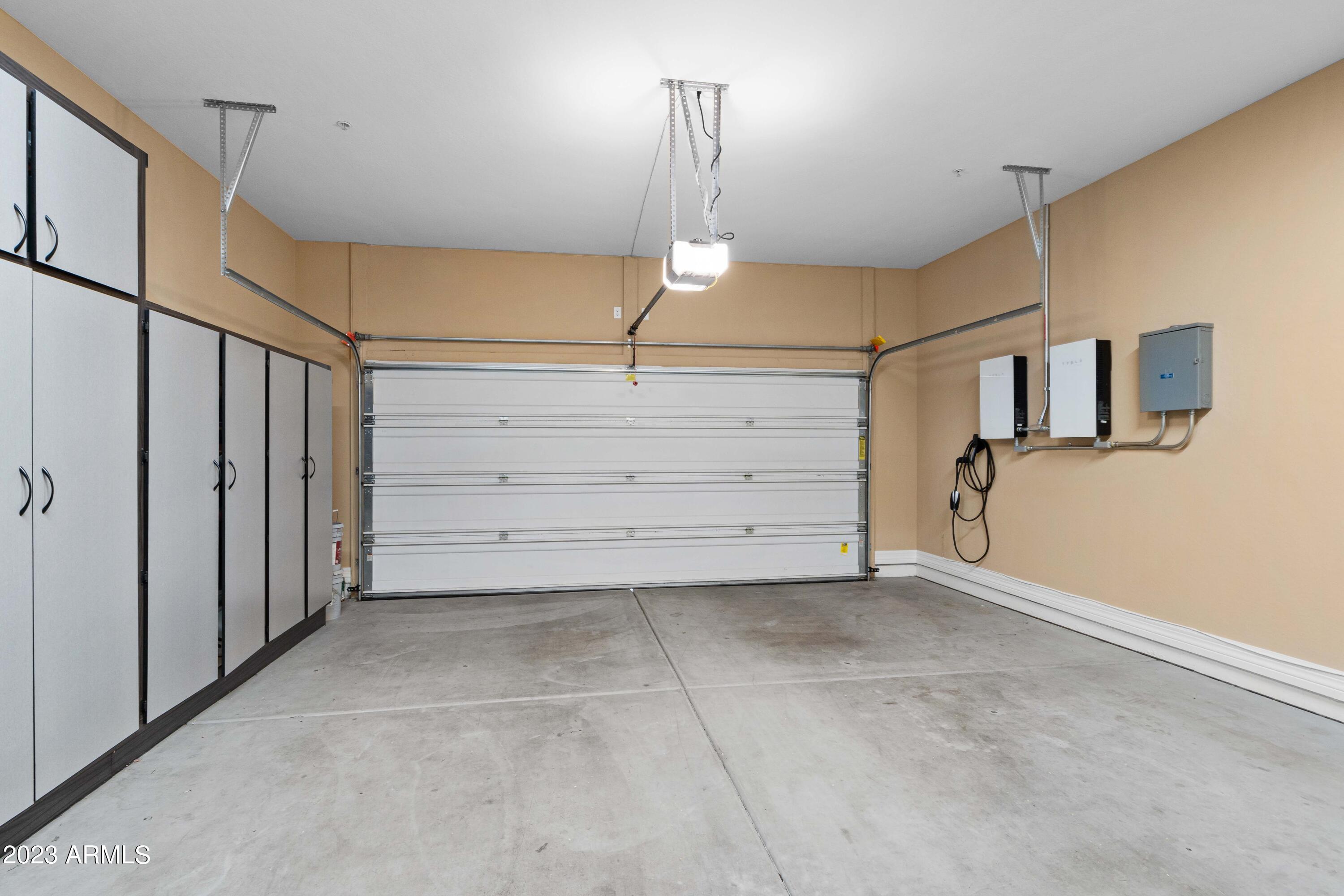 10034 E RIDGERUNNER Drive