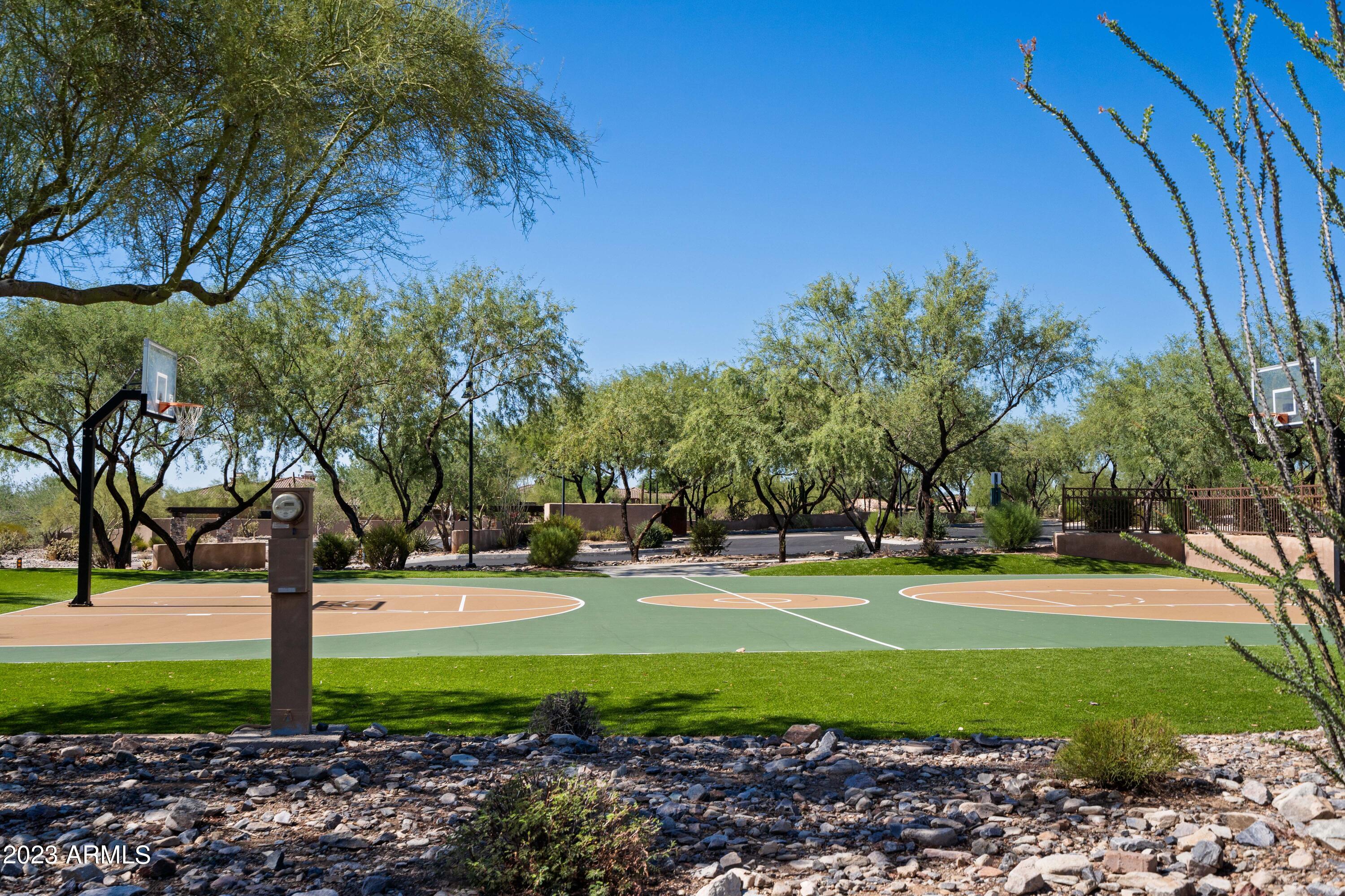 10034 E RIDGERUNNER Drive