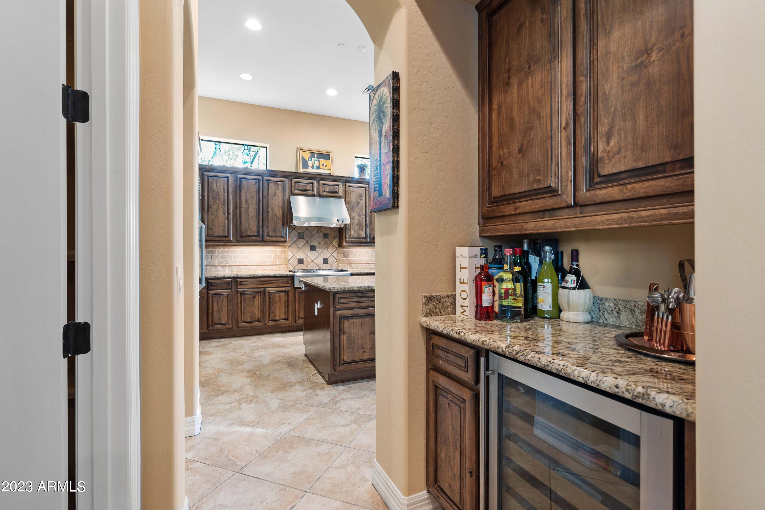 10034 E RIDGERUNNER Drive