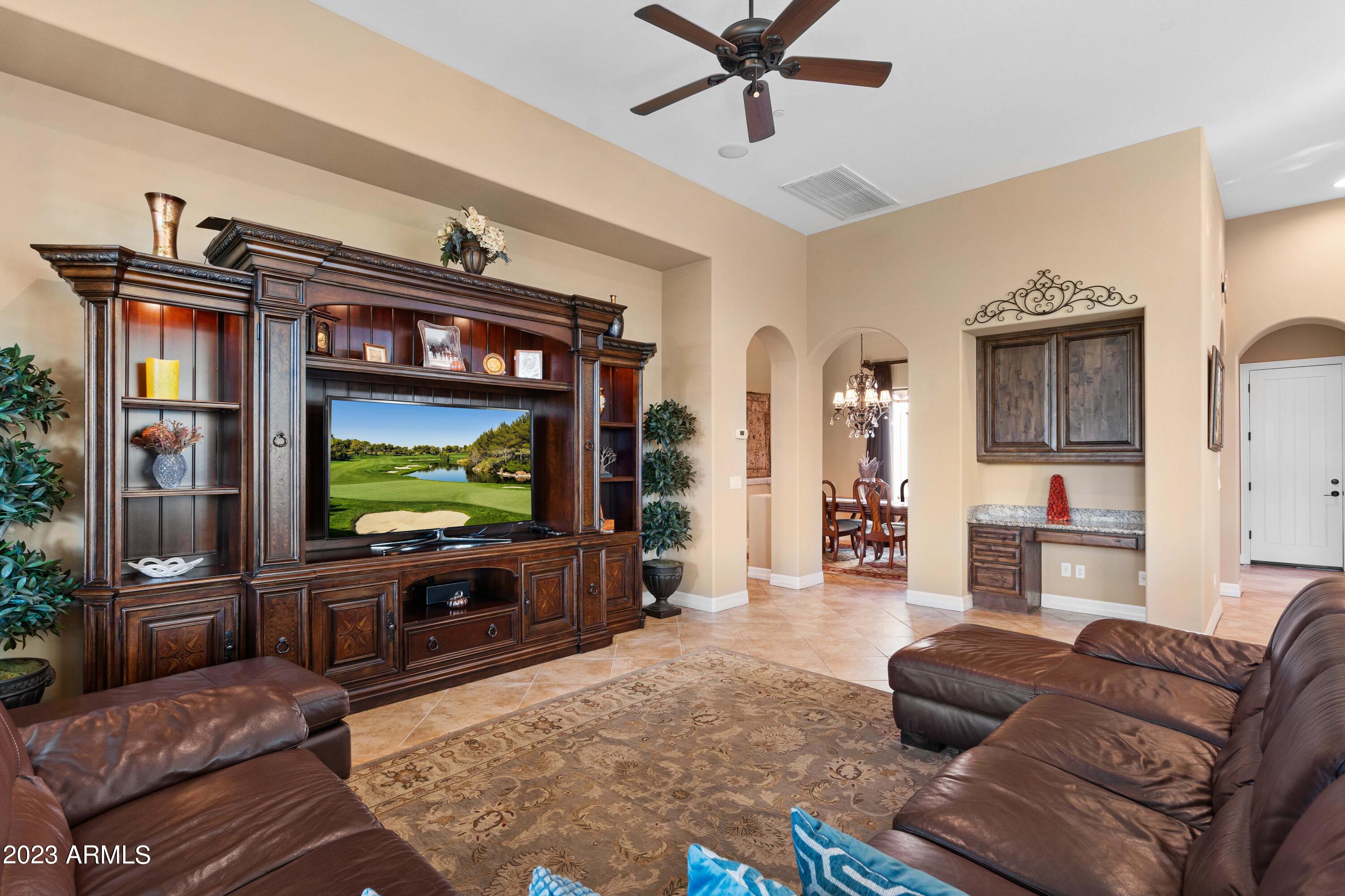 10034 E RIDGERUNNER Drive