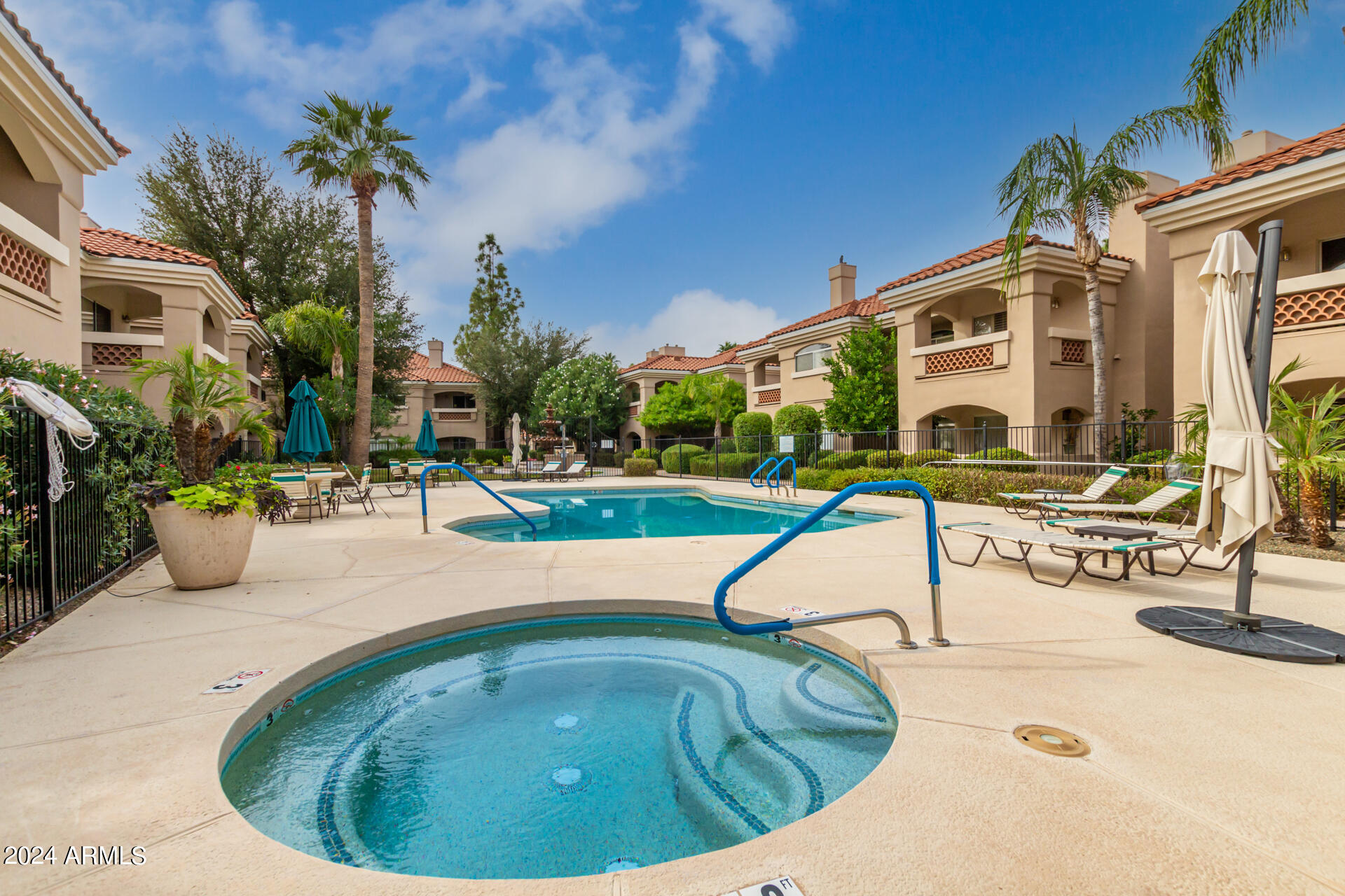 8653 E ROYAL PALM Road, 1018