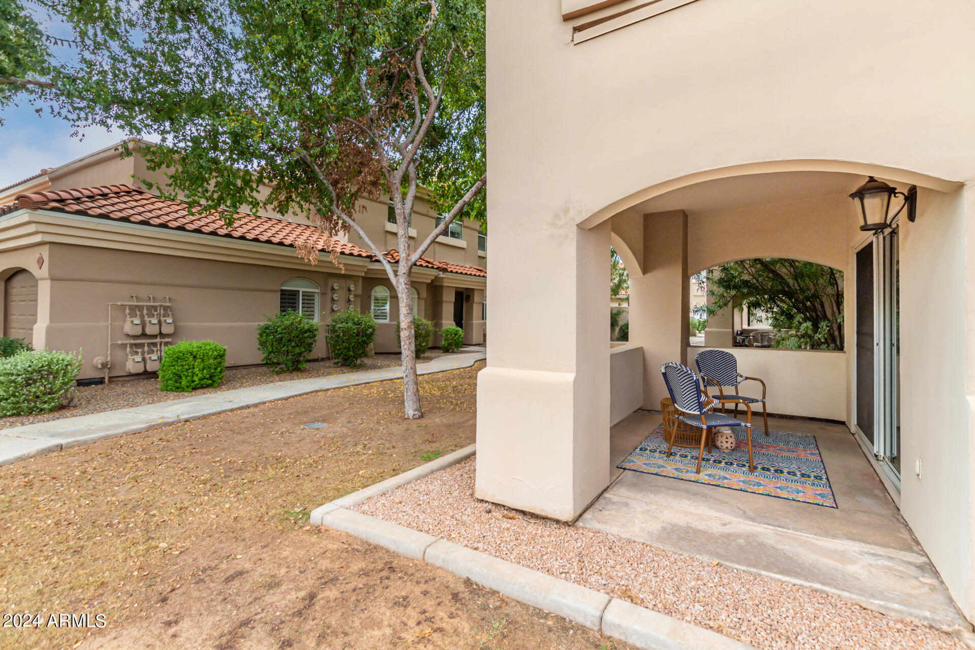 8653 E ROYAL PALM Road, 1018