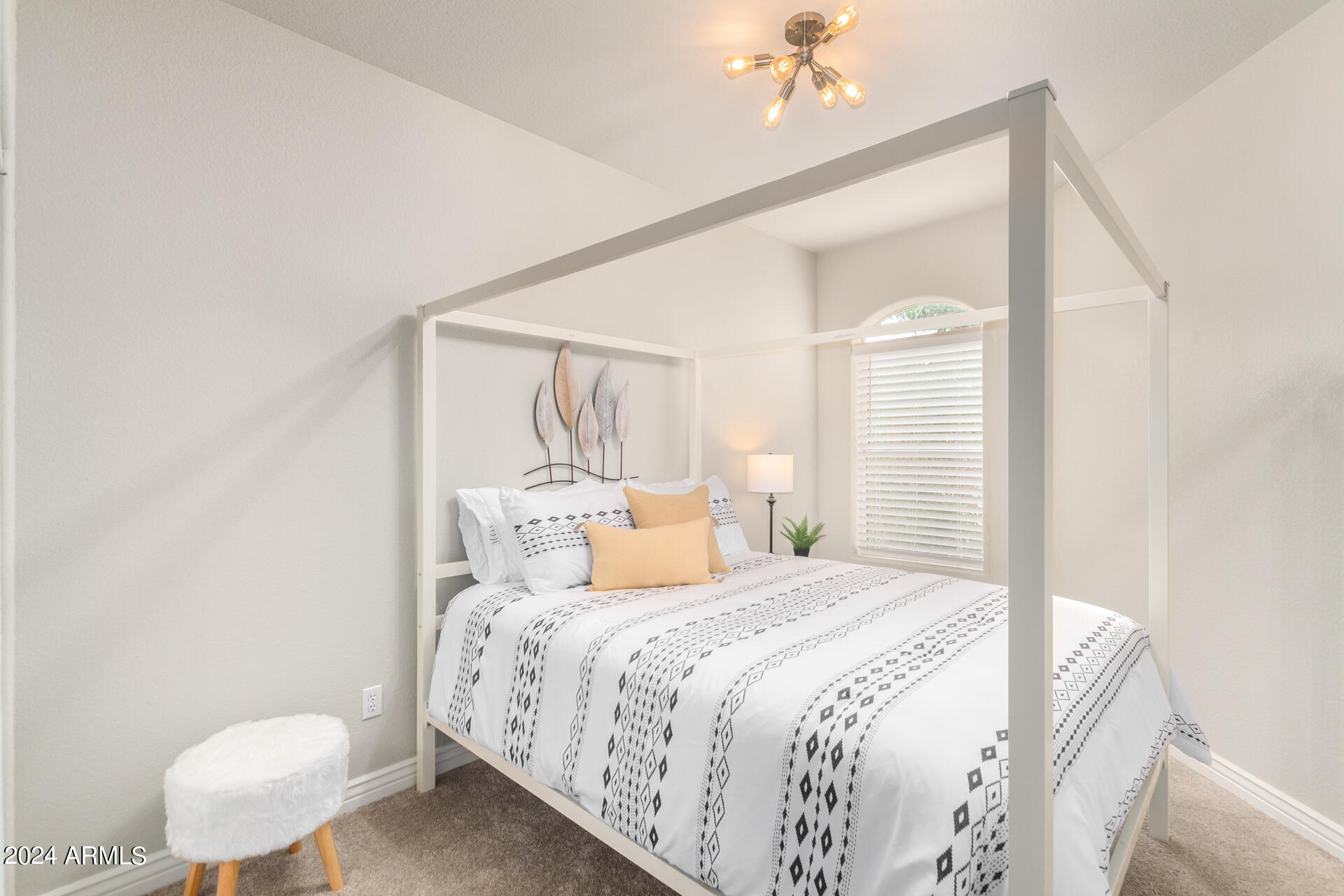 8653 E ROYAL PALM Road, 1018