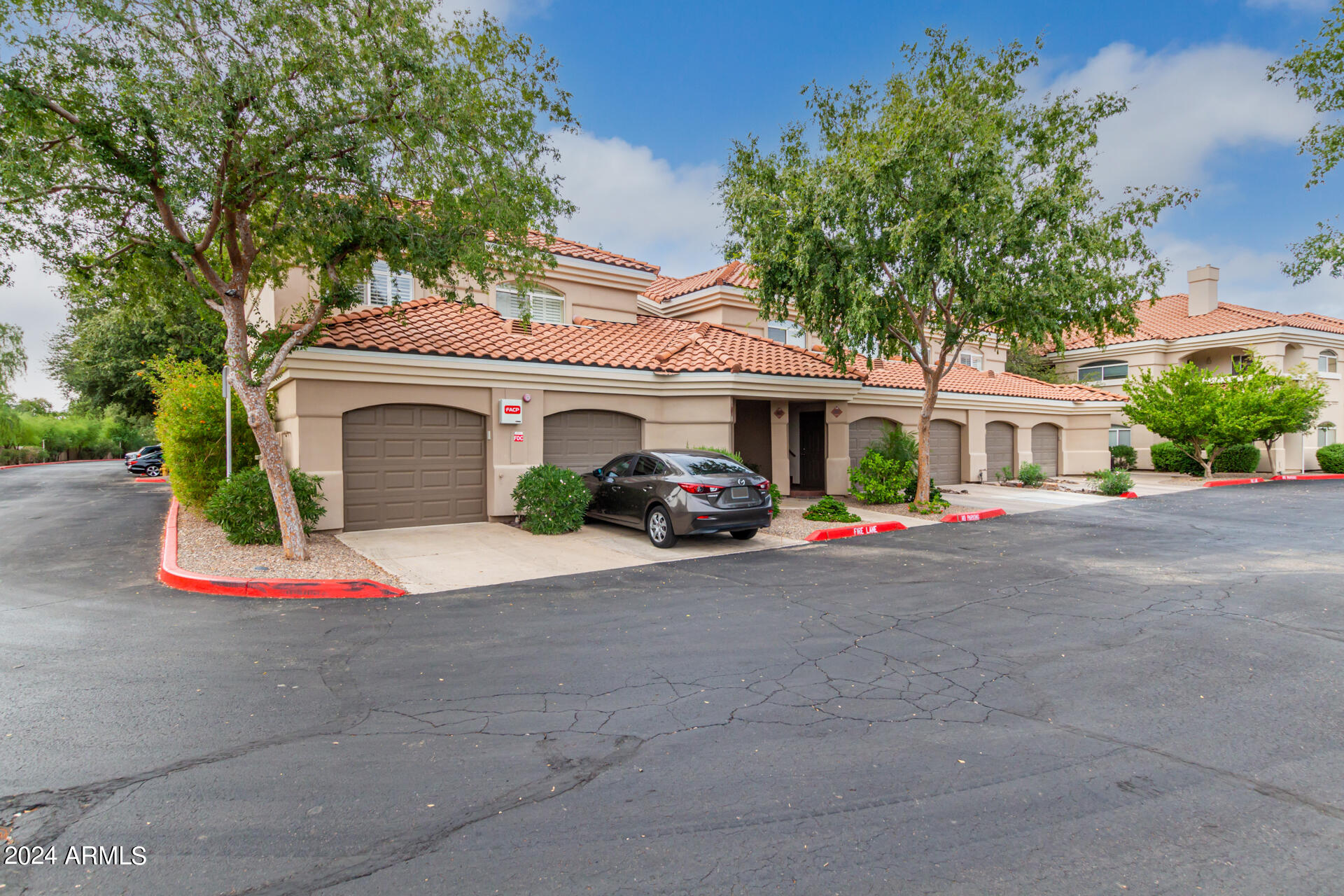 8653 E ROYAL PALM Road, 1018