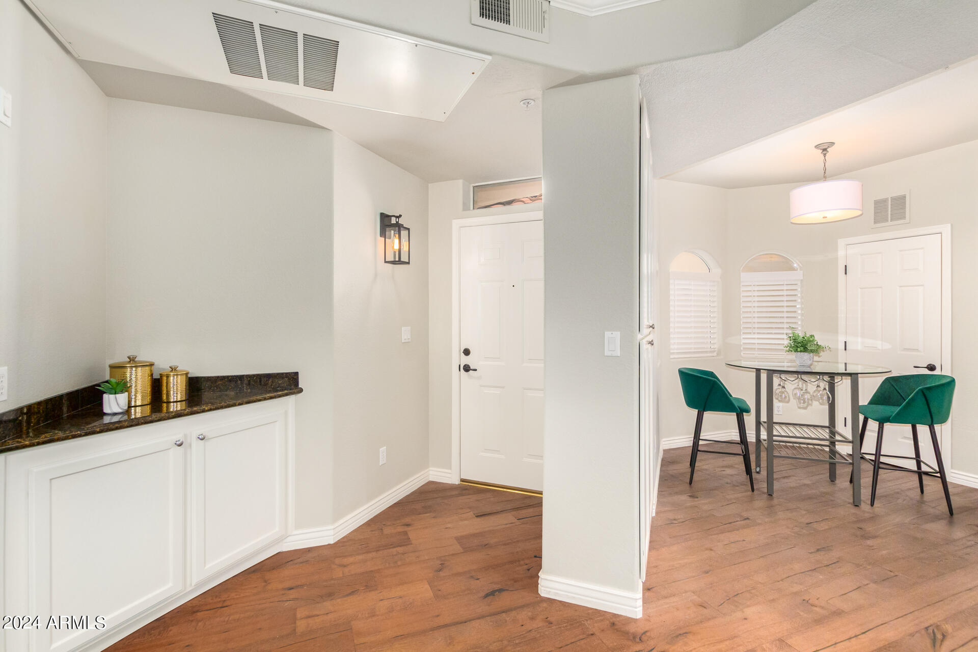 8653 E ROYAL PALM Road, 1018