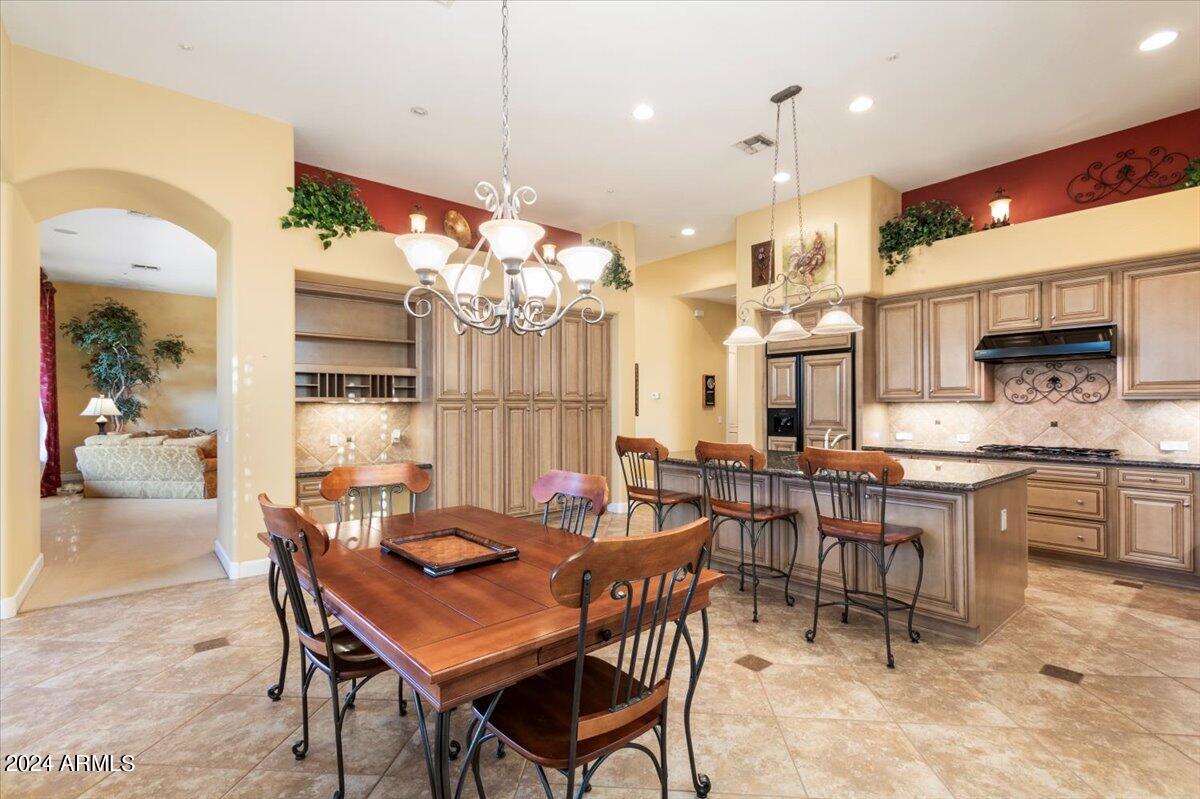 7032 E BALANCING ROCK Road