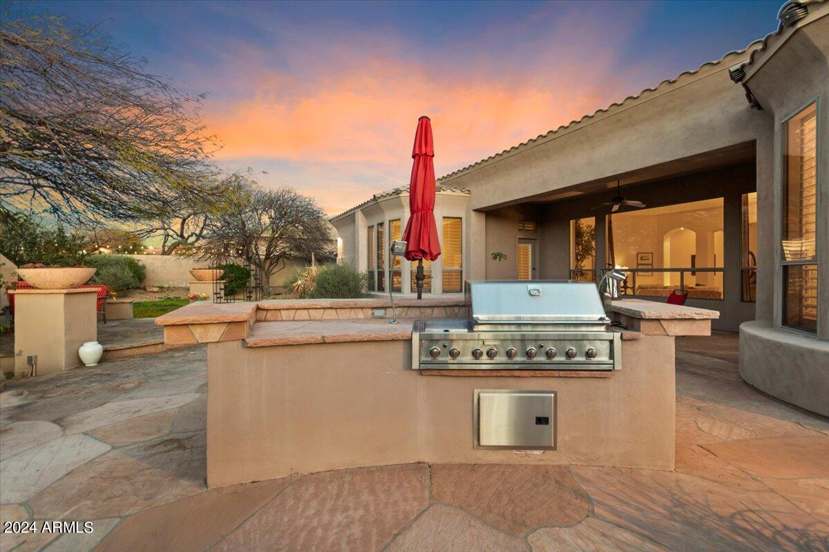 7032 E BALANCING ROCK Road