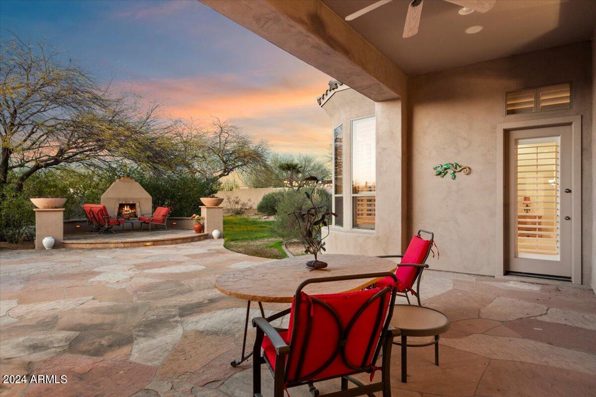 7032 E BALANCING ROCK Road