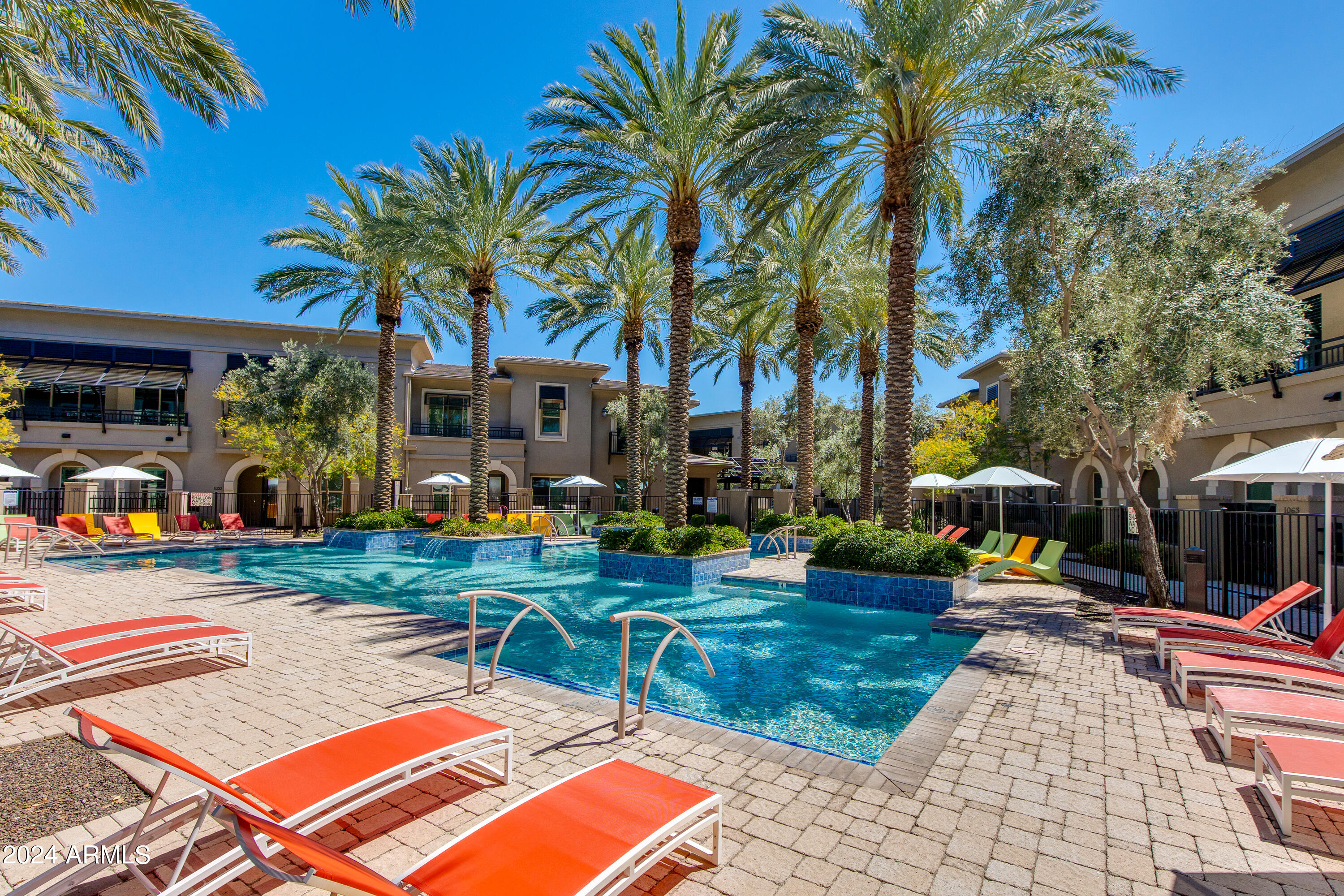 6565 E THOMAS Road, 1044