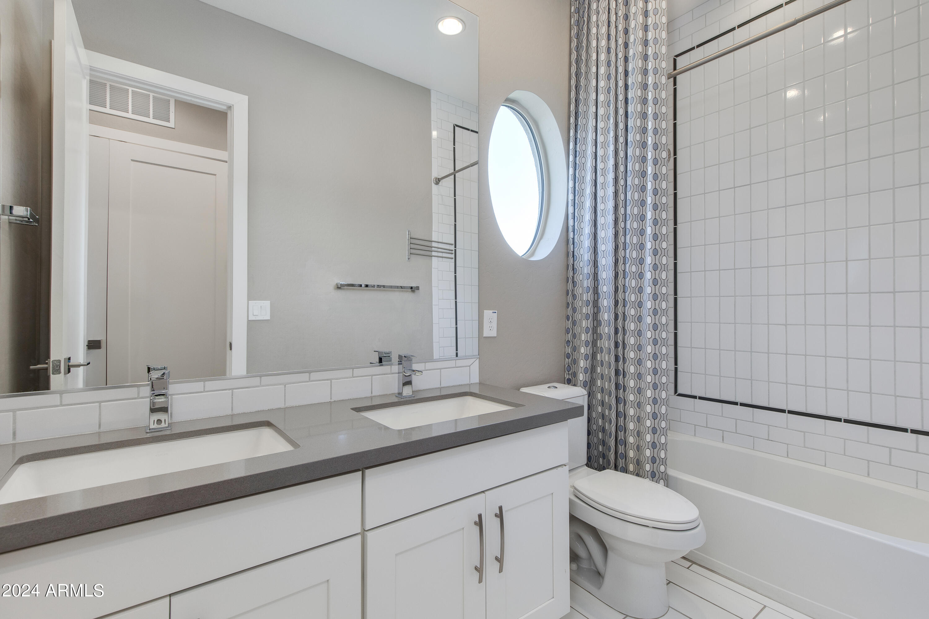 6565 E THOMAS Road, 1044