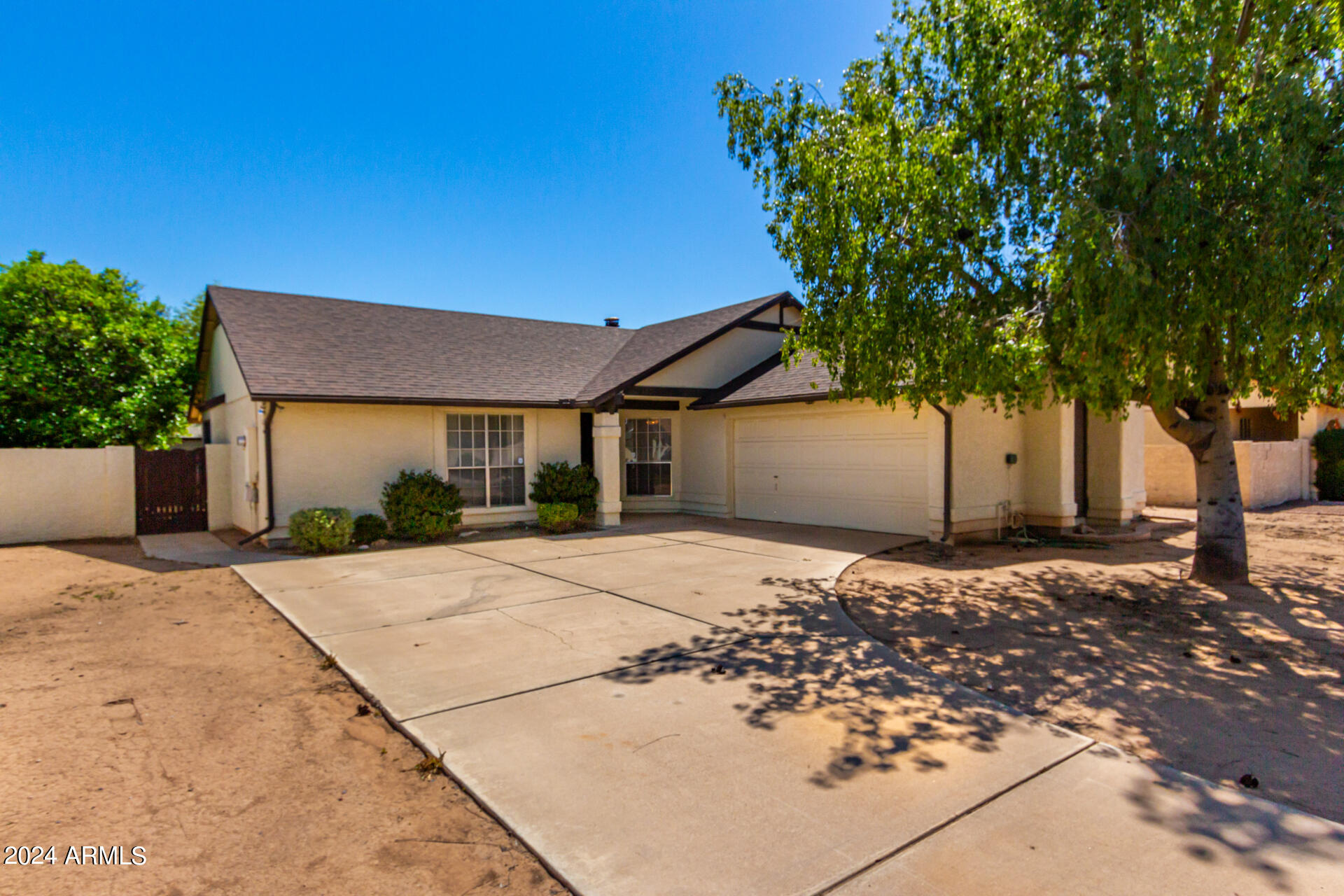 1405 W MARLBORO Drive