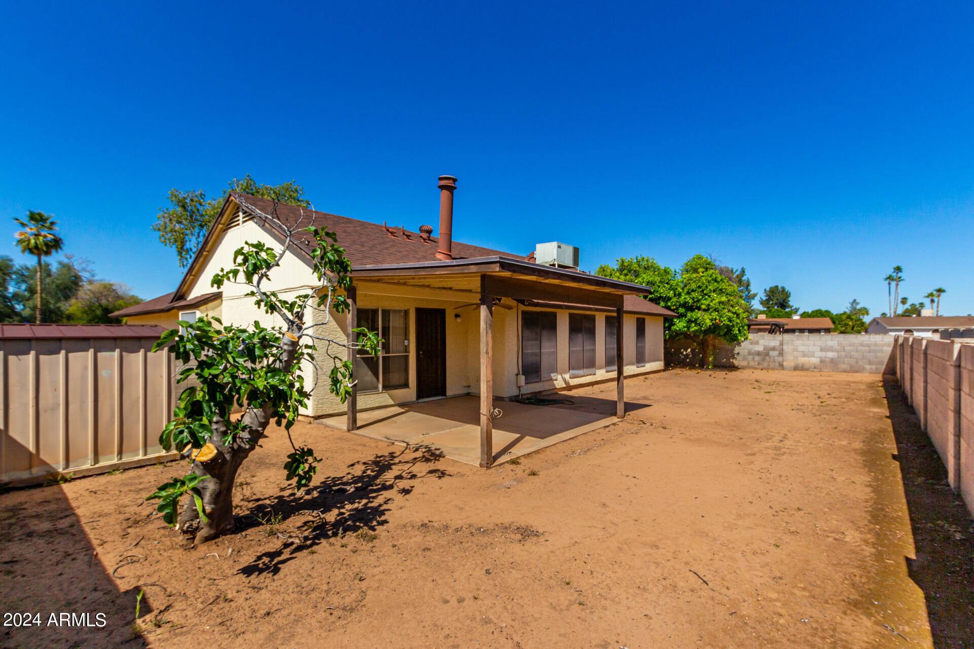 1405 W MARLBORO Drive