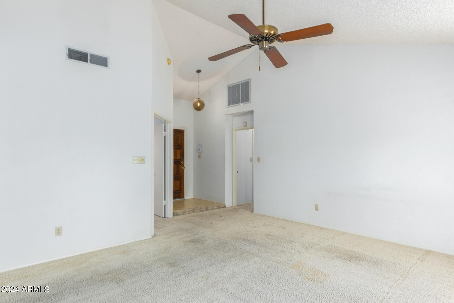 1405 W MARLBORO Drive