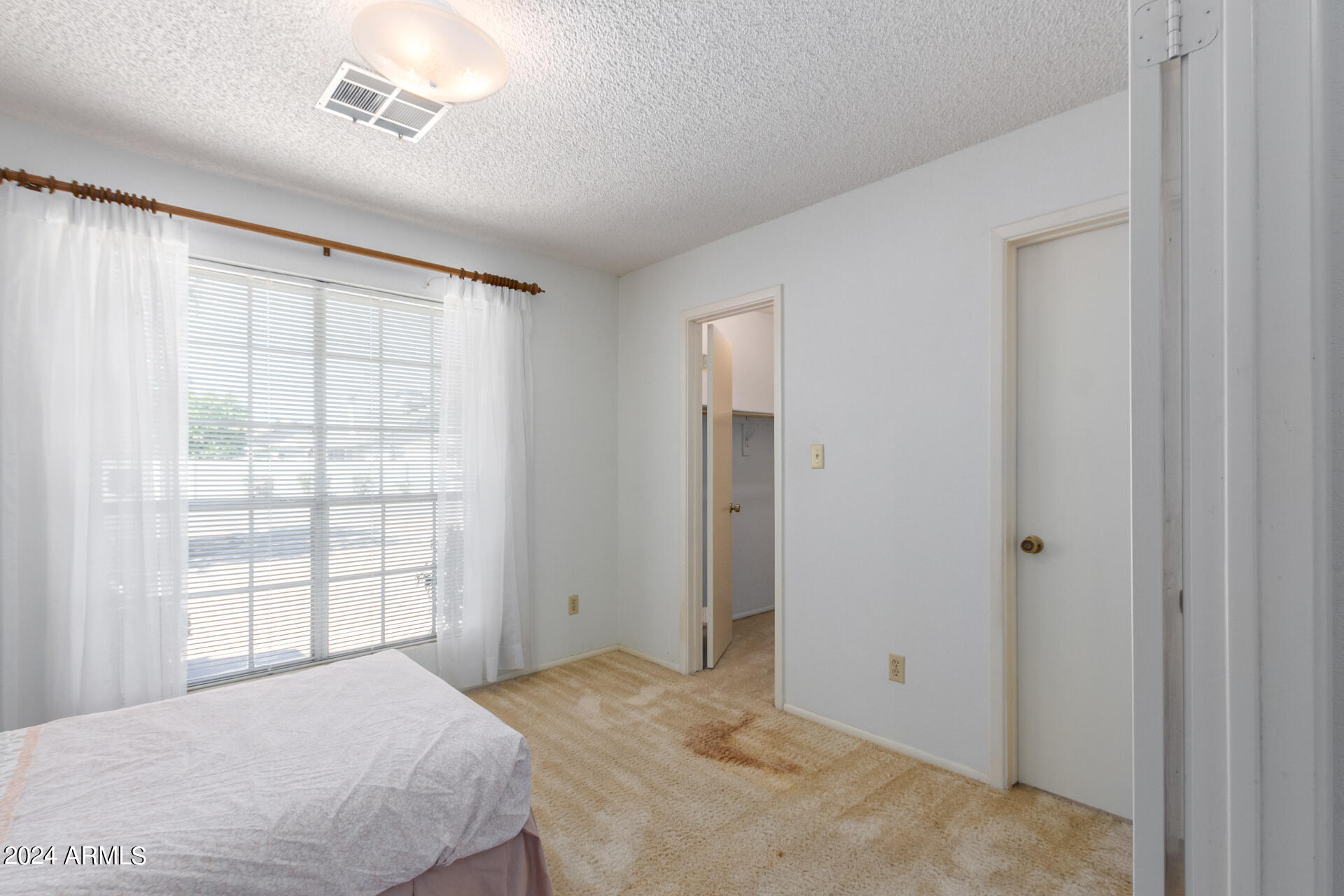 1405 W MARLBORO Drive