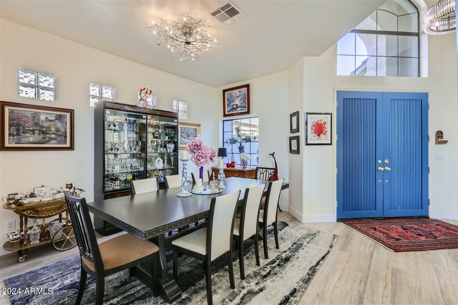 7705 E DOUBLETREE RANCH Road 7