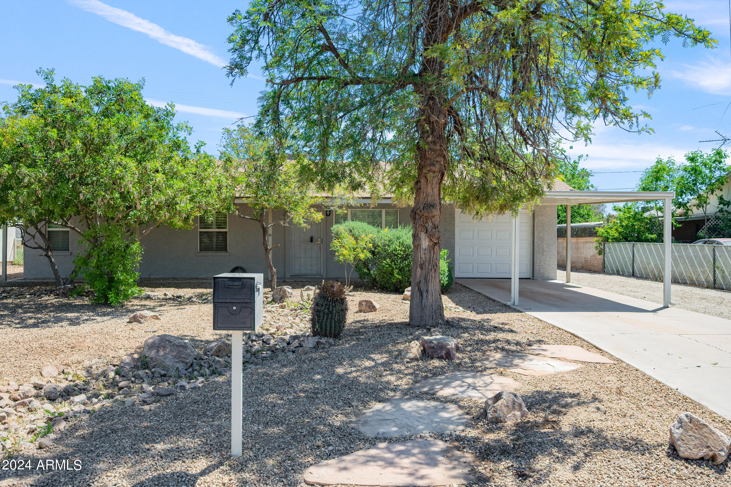1308 N CENTER Avenue