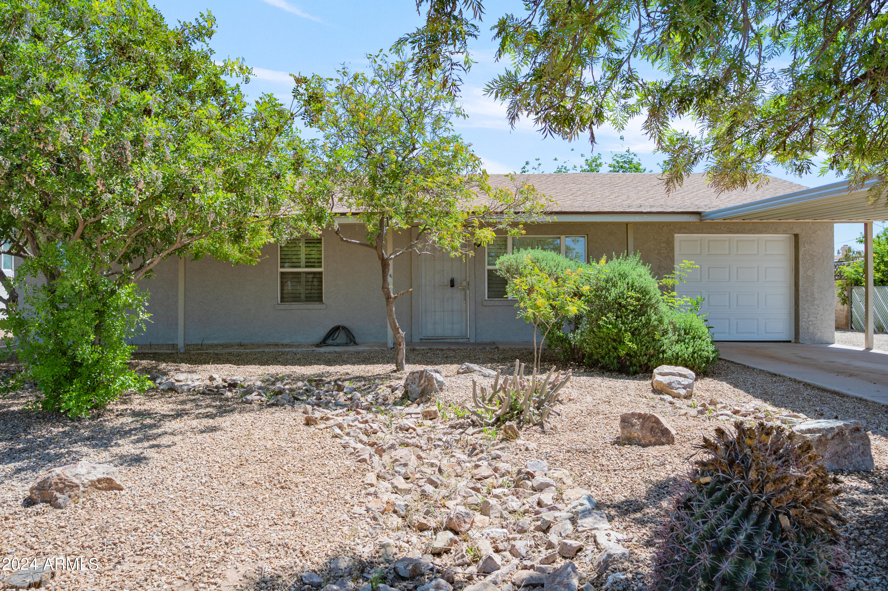 1308 N CENTER Avenue