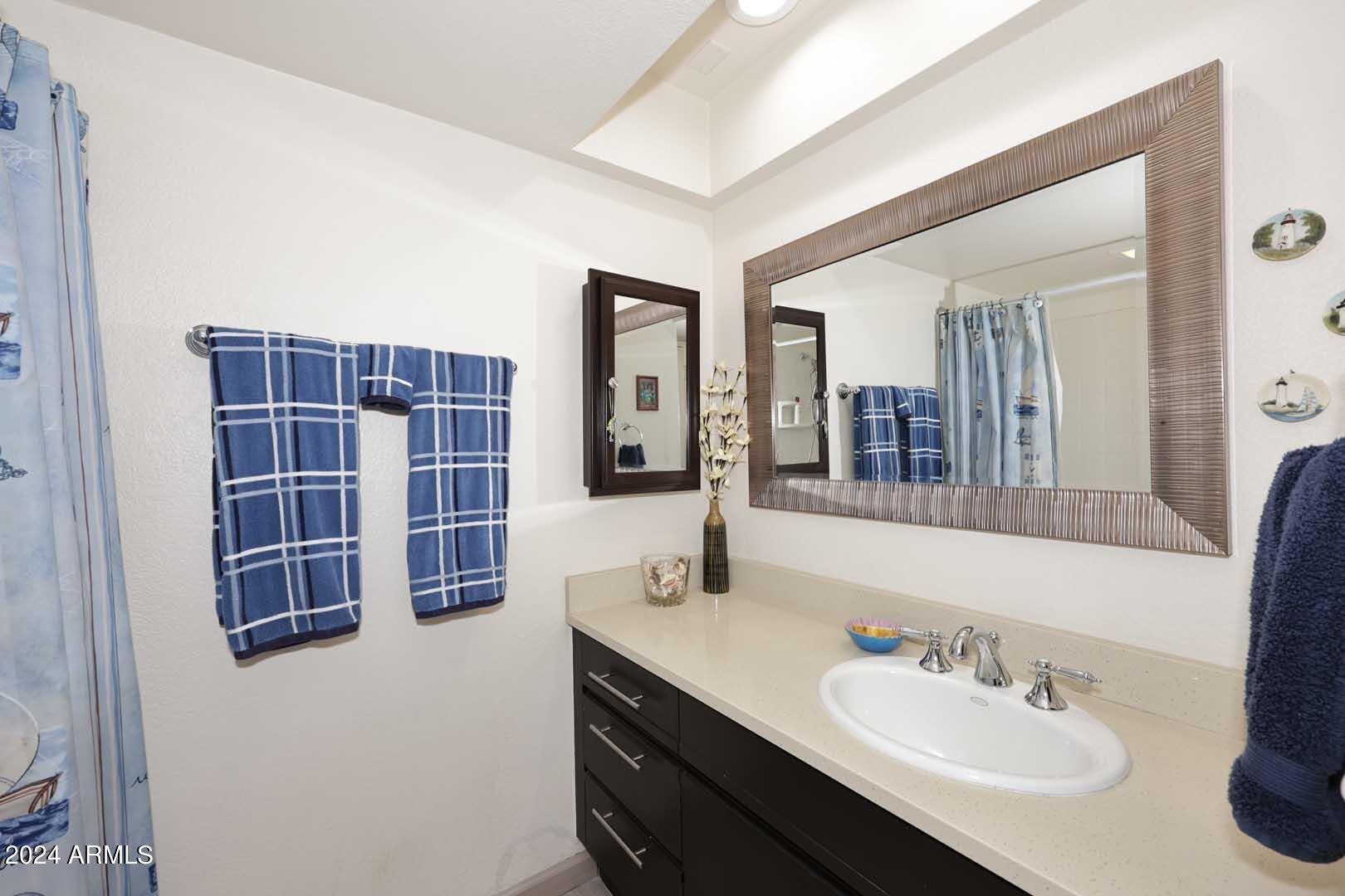 7557 N DREAMY DRAW Drive, 152