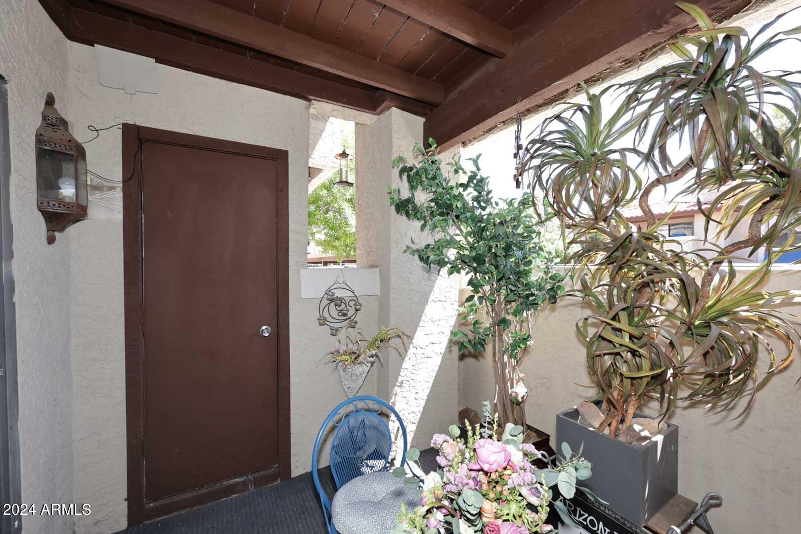 7557 N DREAMY DRAW Drive, 152