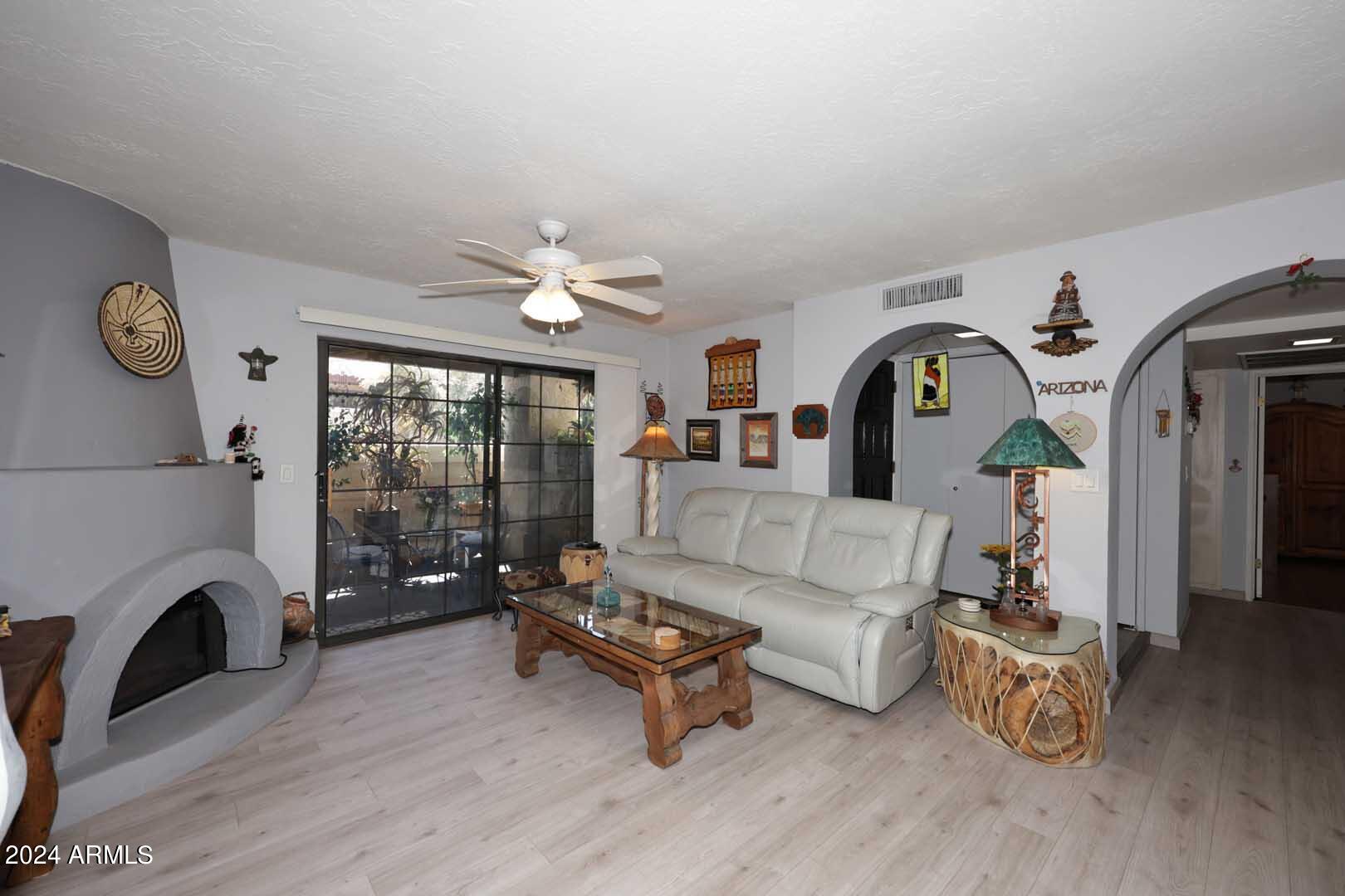 7557 N DREAMY DRAW Drive, 152