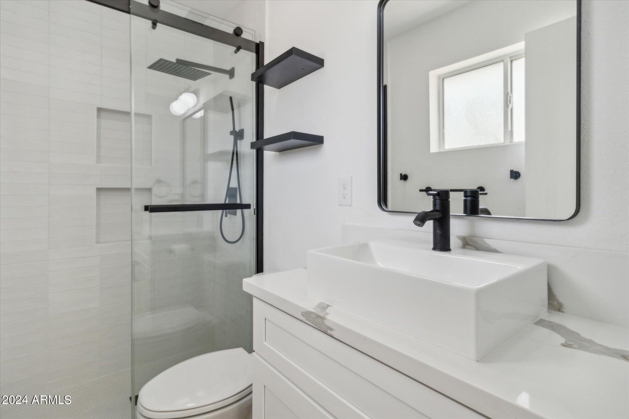 1645 N CAMELLIA Street