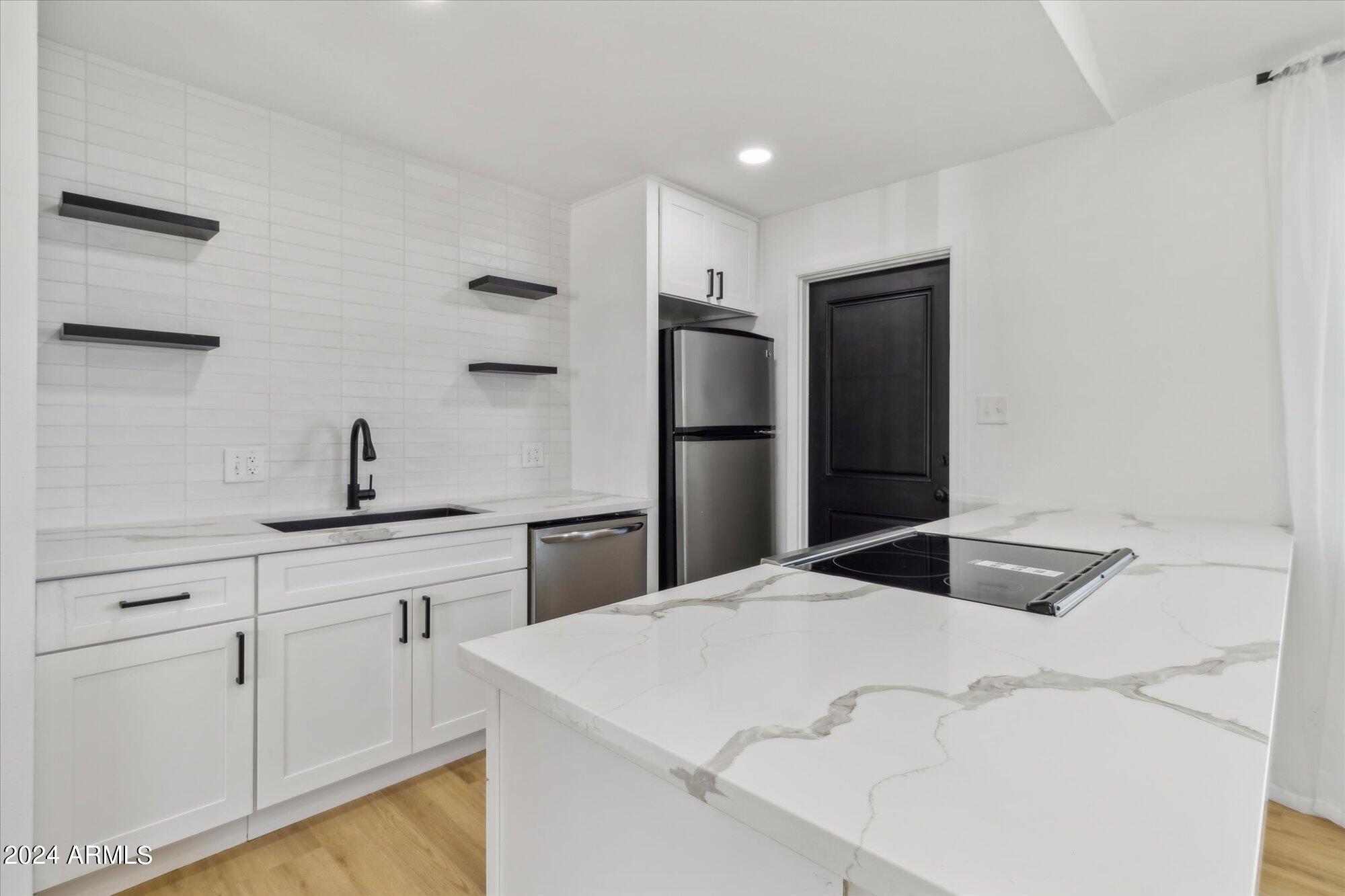 1645 N CAMELLIA Street