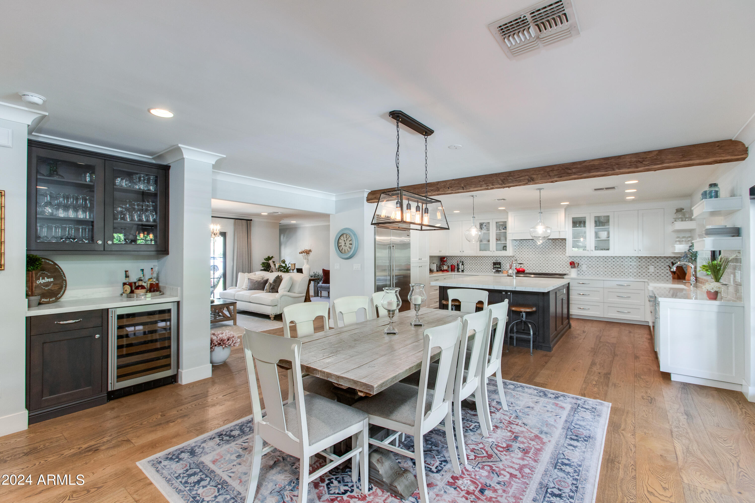 3628 N 49TH Place