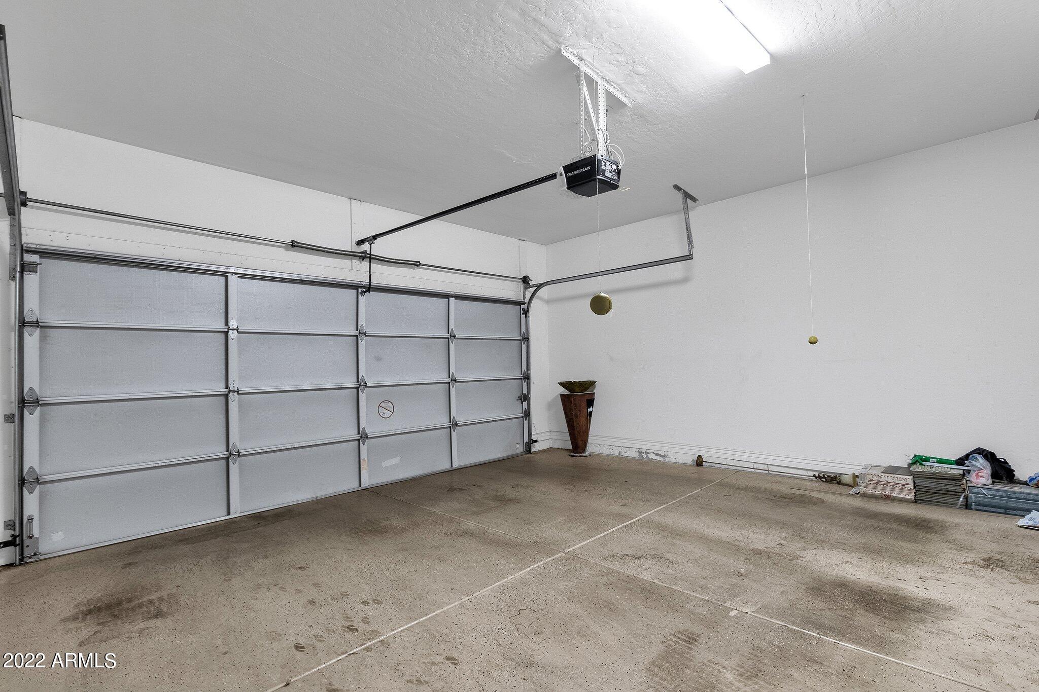 5015 E CHEYENNE Drive 2