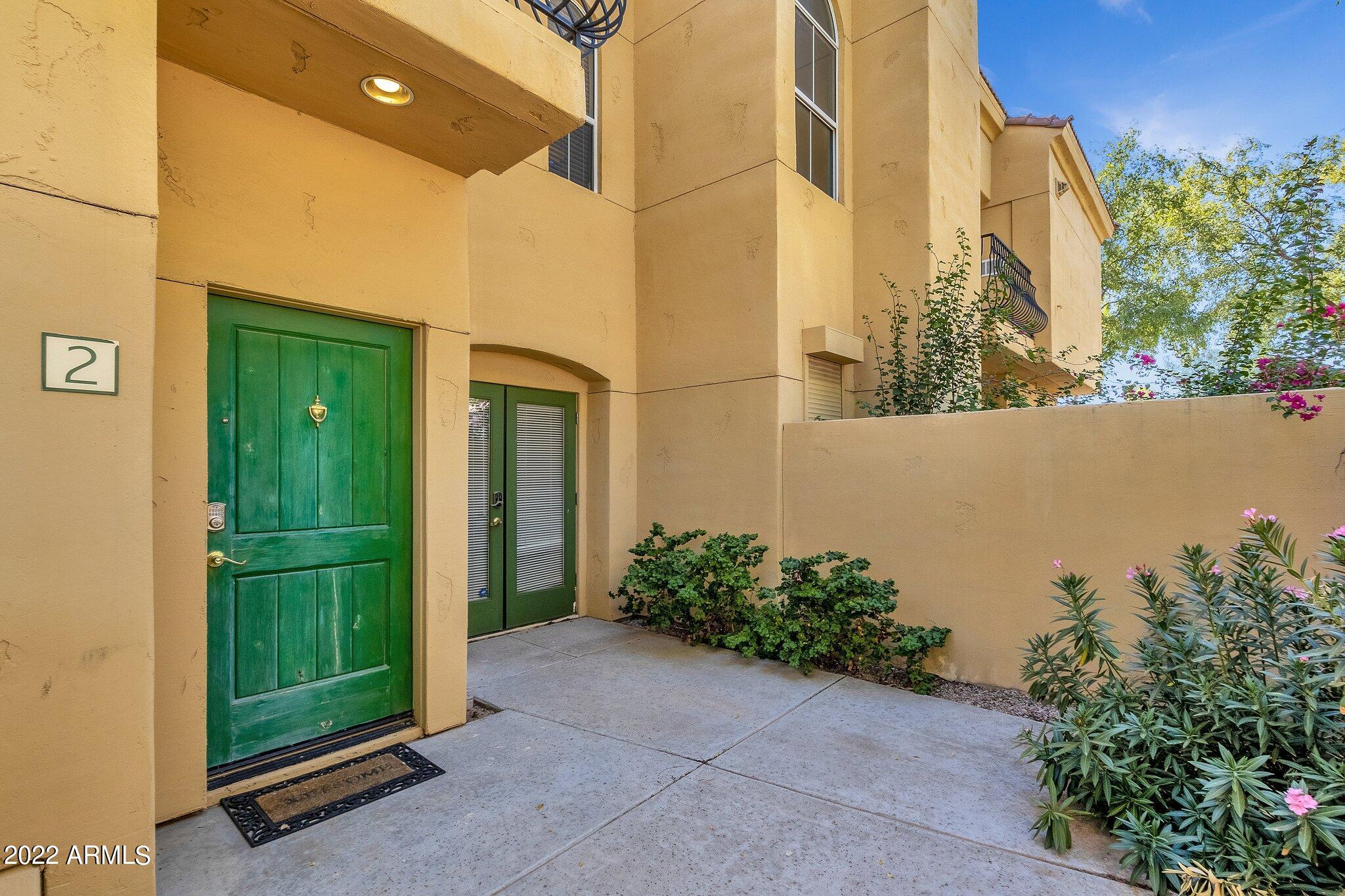 5015 E CHEYENNE Drive 2