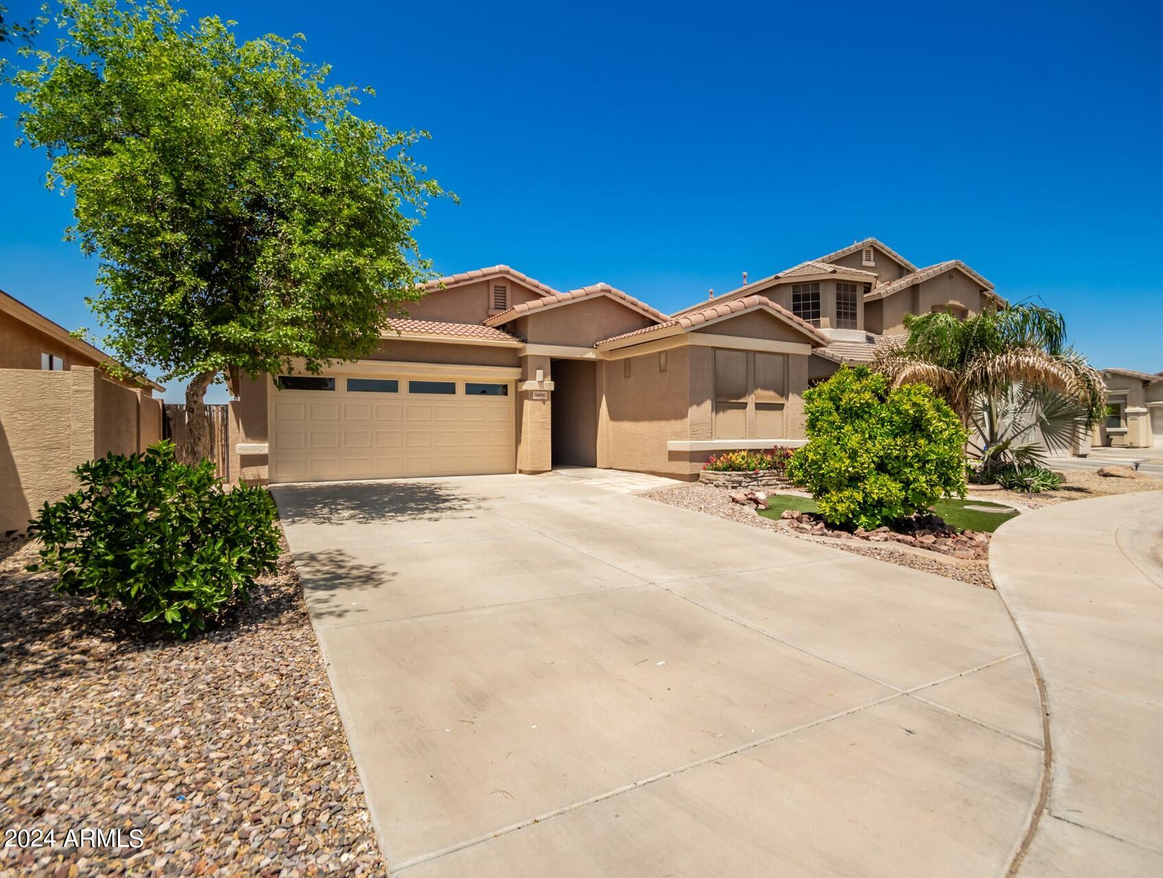 5606 W LYDIA Lane
