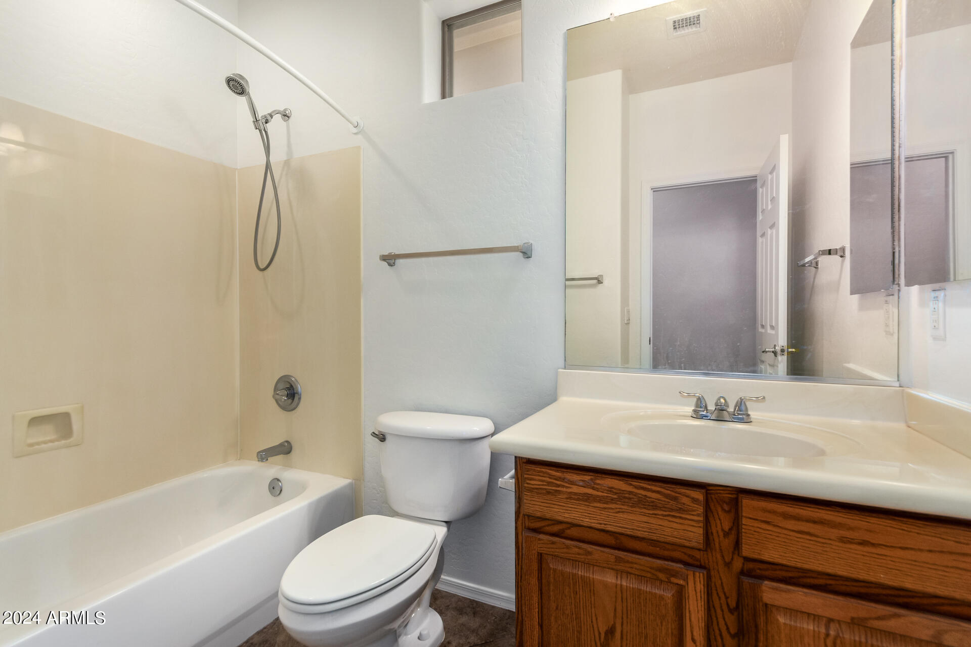 5606 W LYDIA Lane