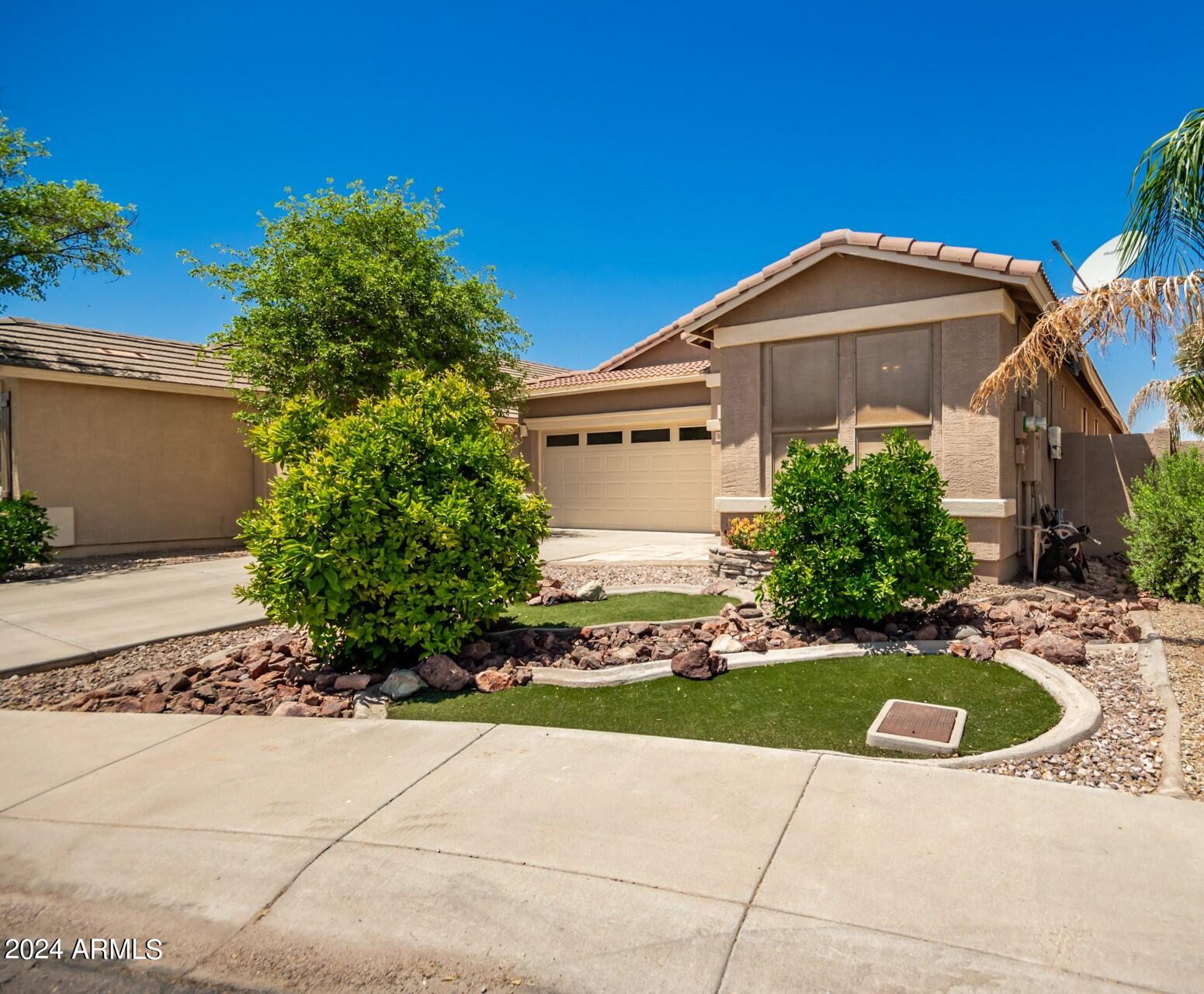 5606 W LYDIA Lane