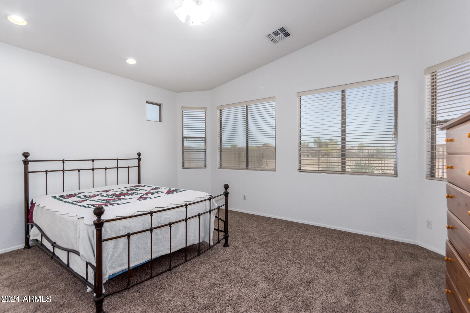 5606 W LYDIA Lane
