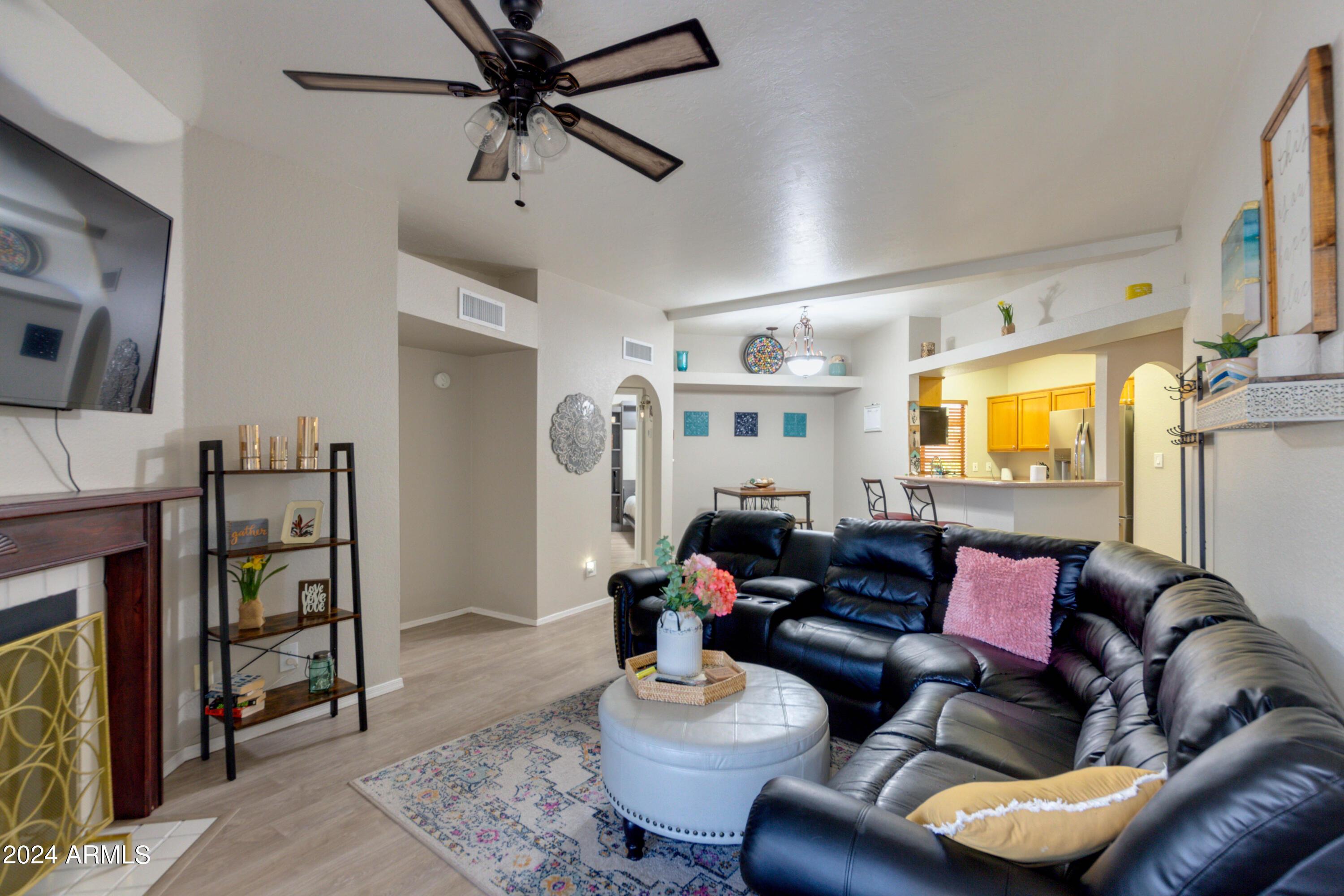 10301 N 70th Street, Unit 140